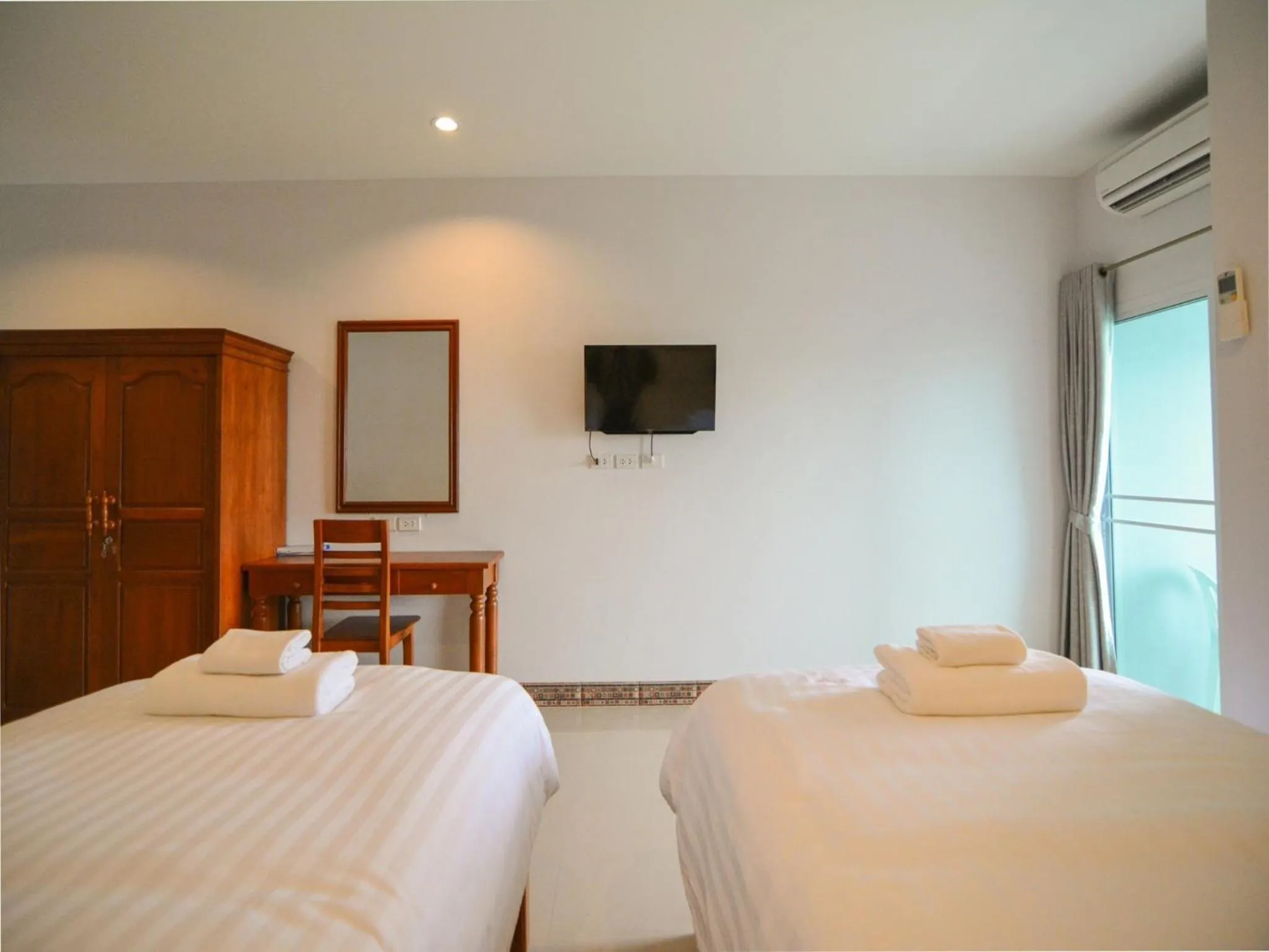 TV and multimedia, Bed in Baan Yokmhanee
