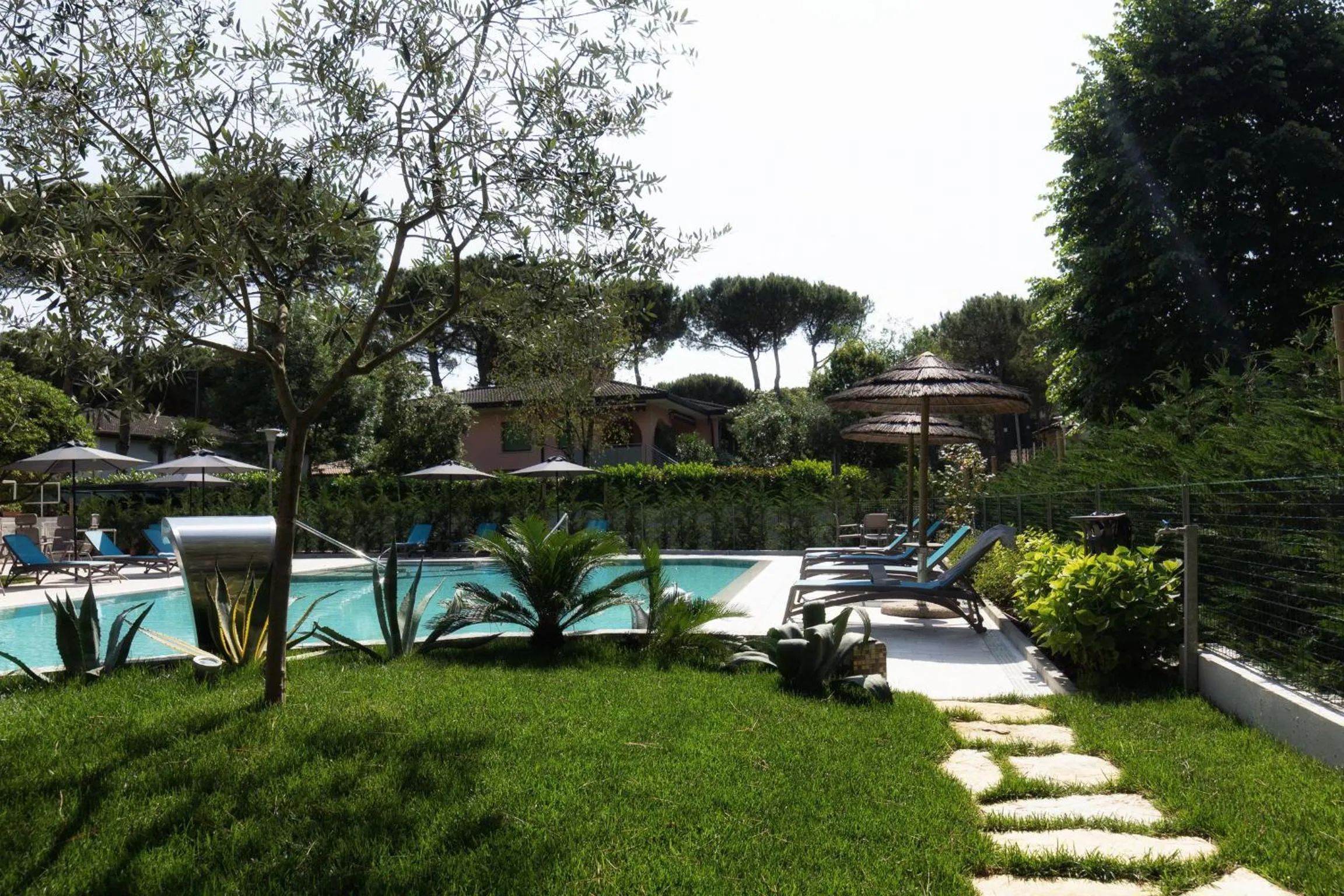 Garden view in Hotel Arizona