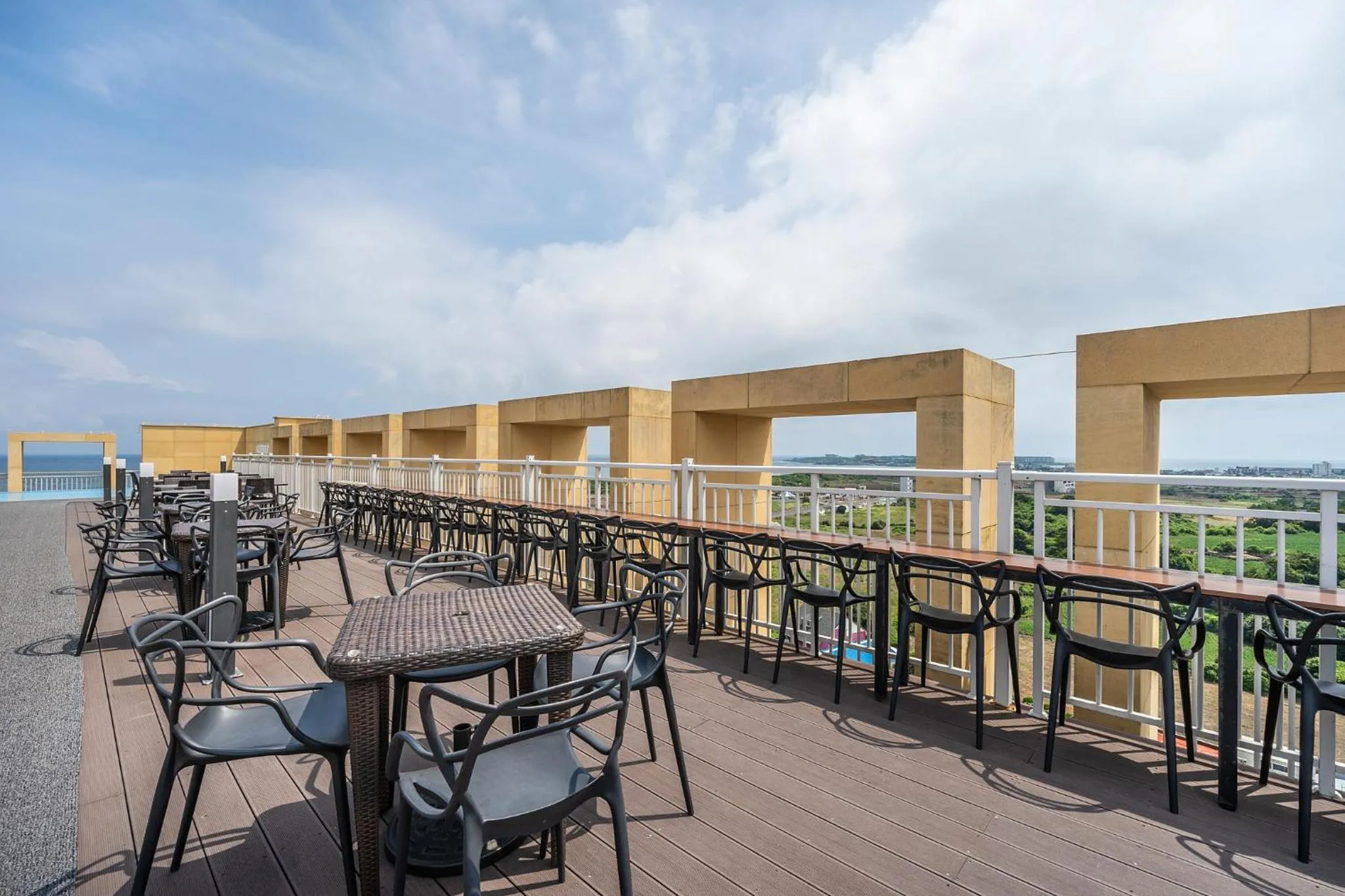 Golden Tulip Jeju Seongsan Hotel