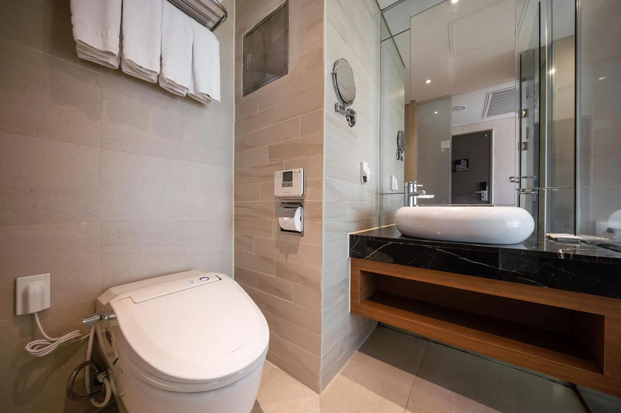 Golden Tulip Jeju Seongsan Hotel