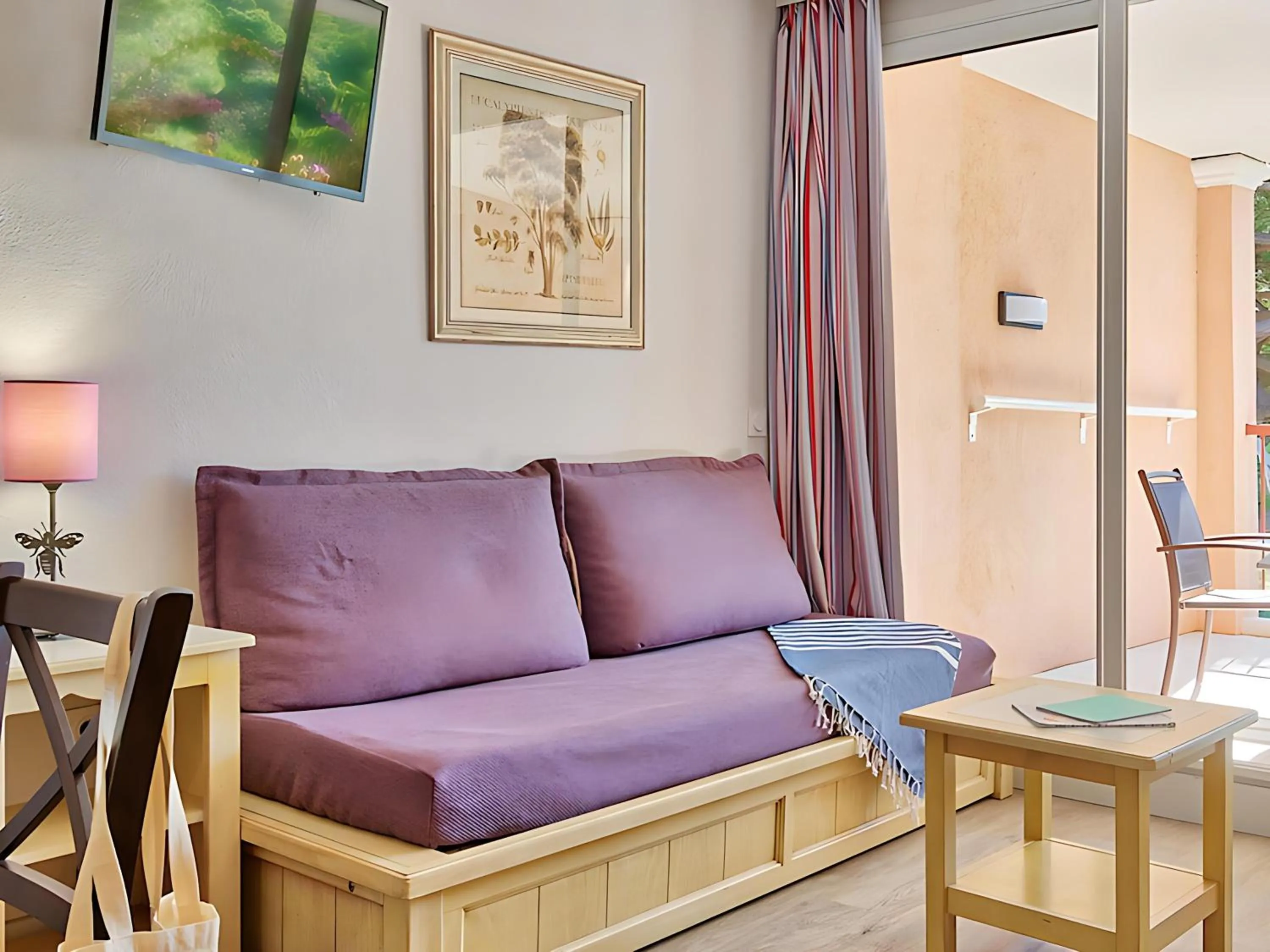 Living room in Résidence Pierre & Vacances La Pinède