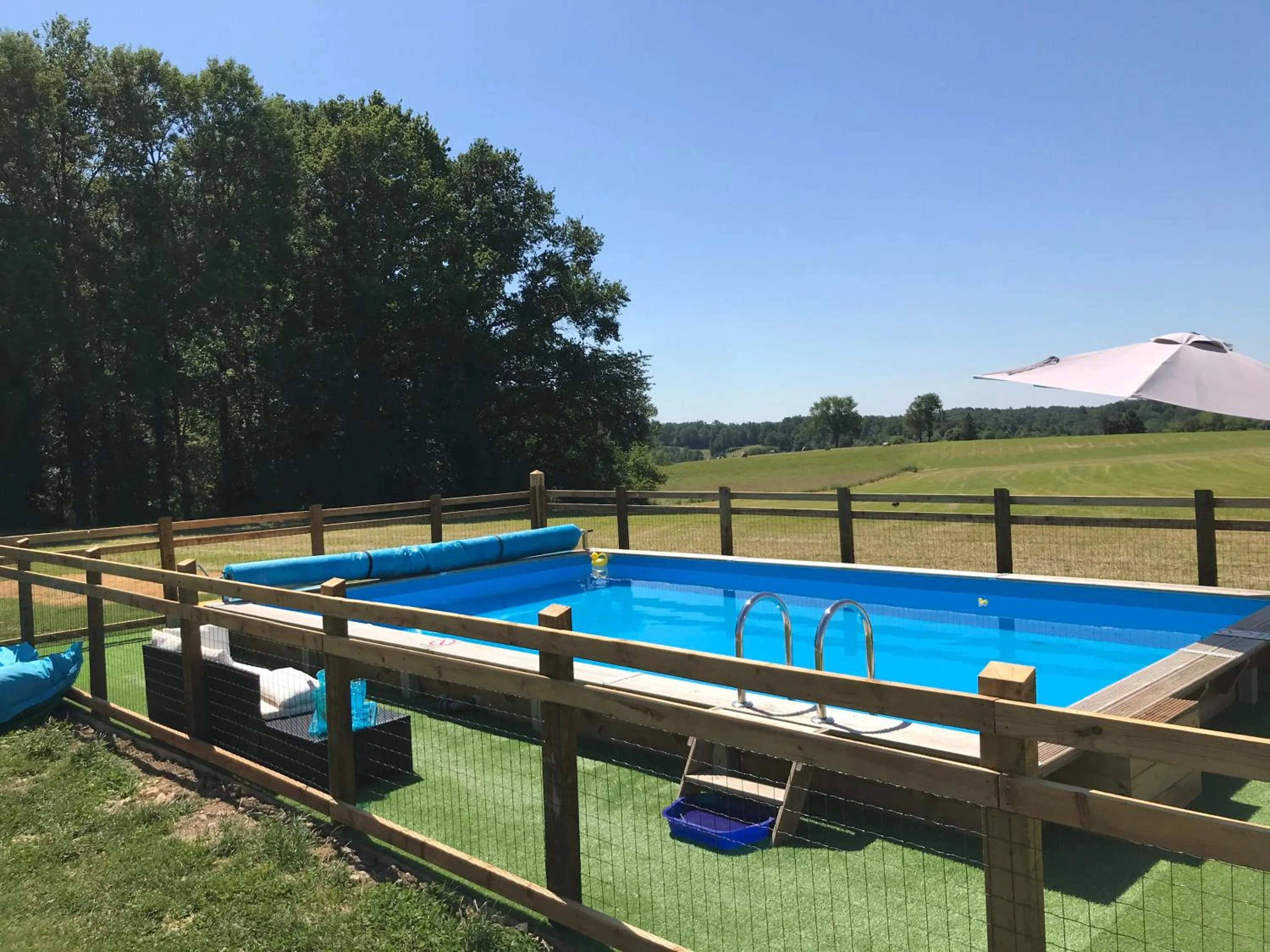 Swimming pool in La Rame