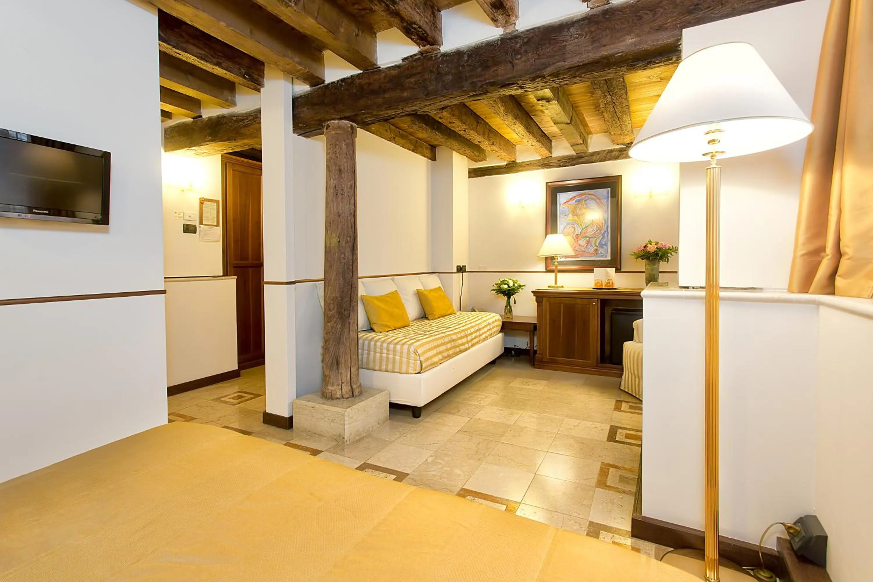 Photo of the whole room in Ca' San Giorgio B&B