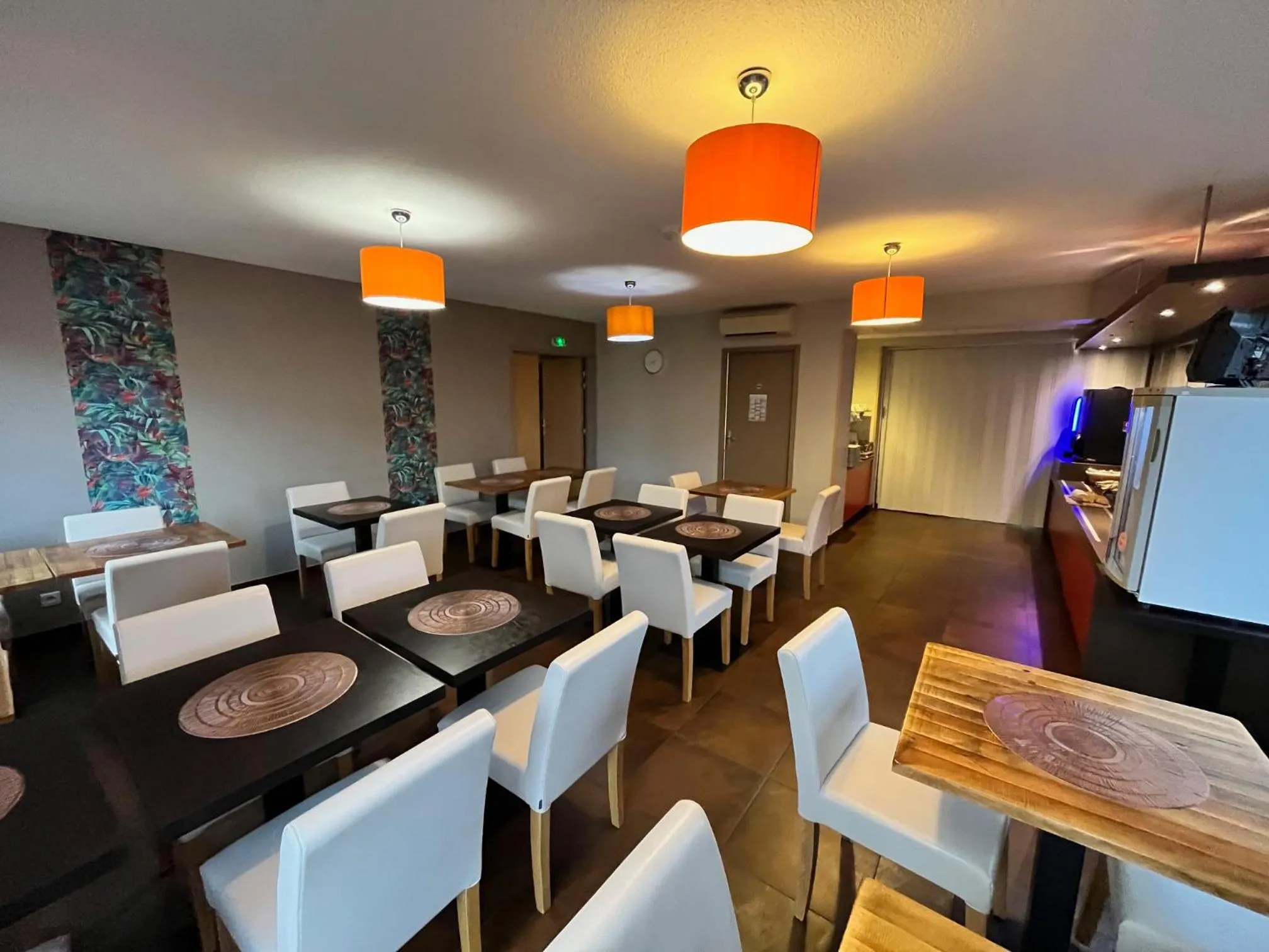 Breakfast in Brit Hotel Confort Montauban