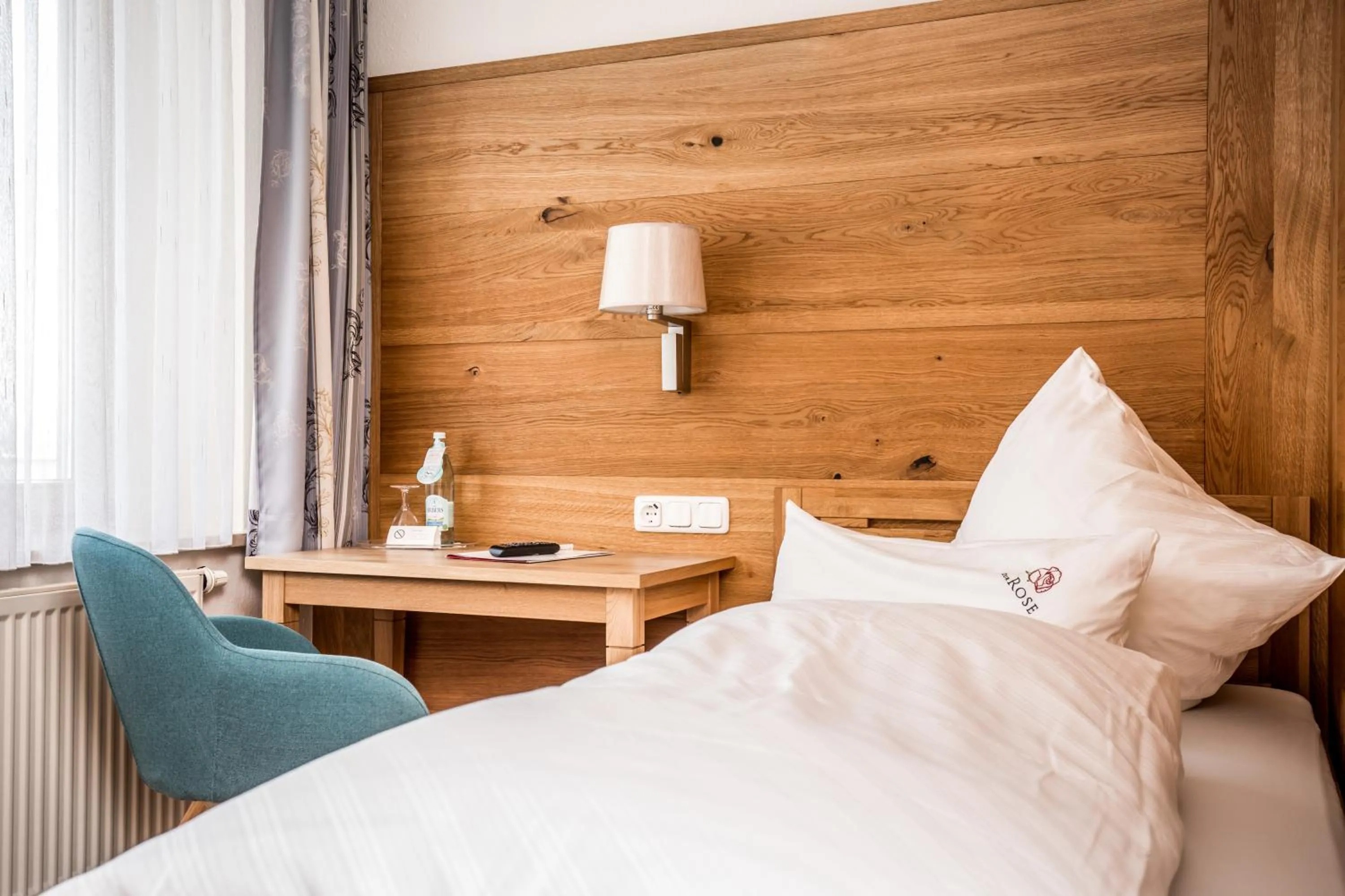 Photo of the whole room, Bed in Hotel zur Rose