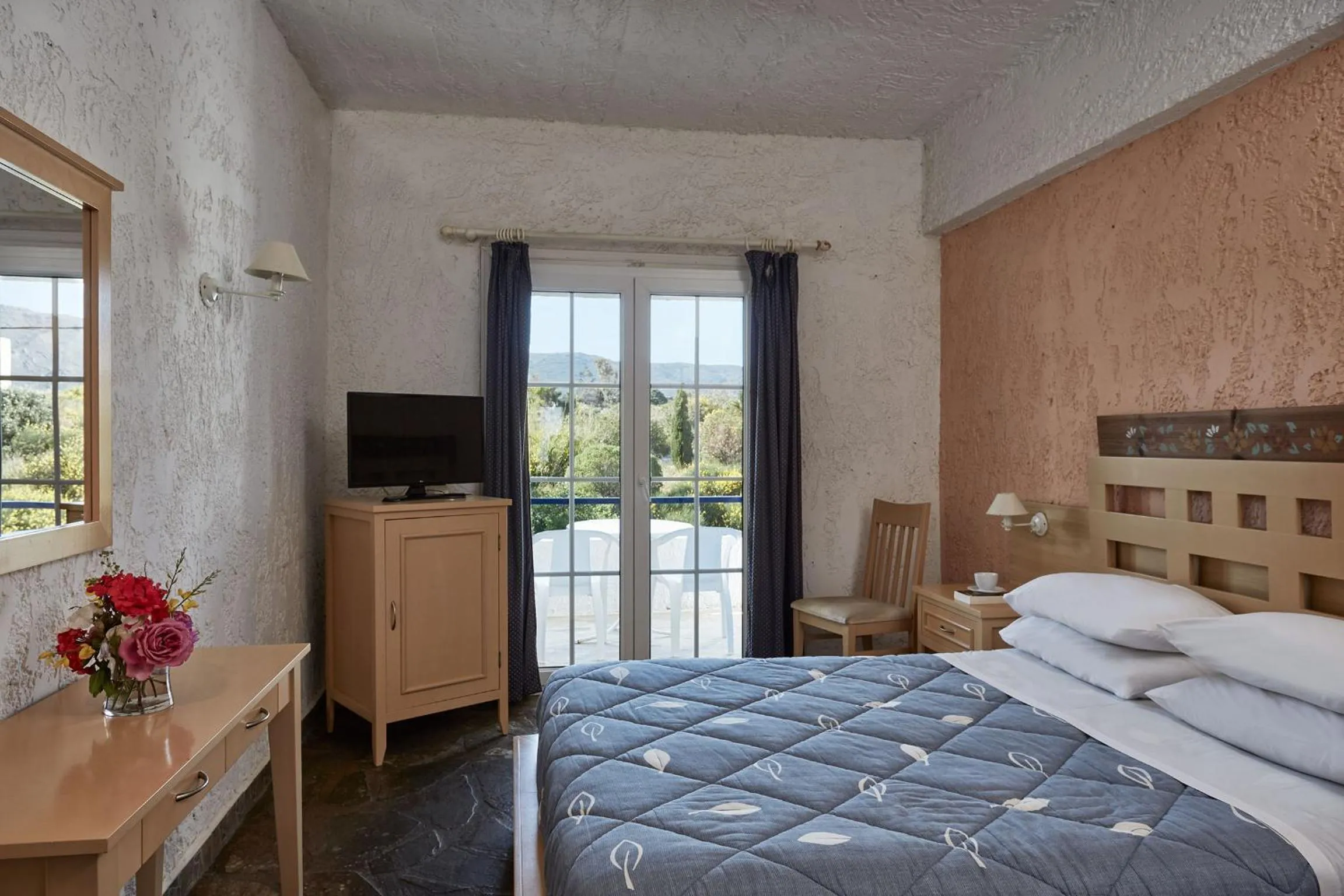 Photo of the whole room in Andros Holiday Hotel