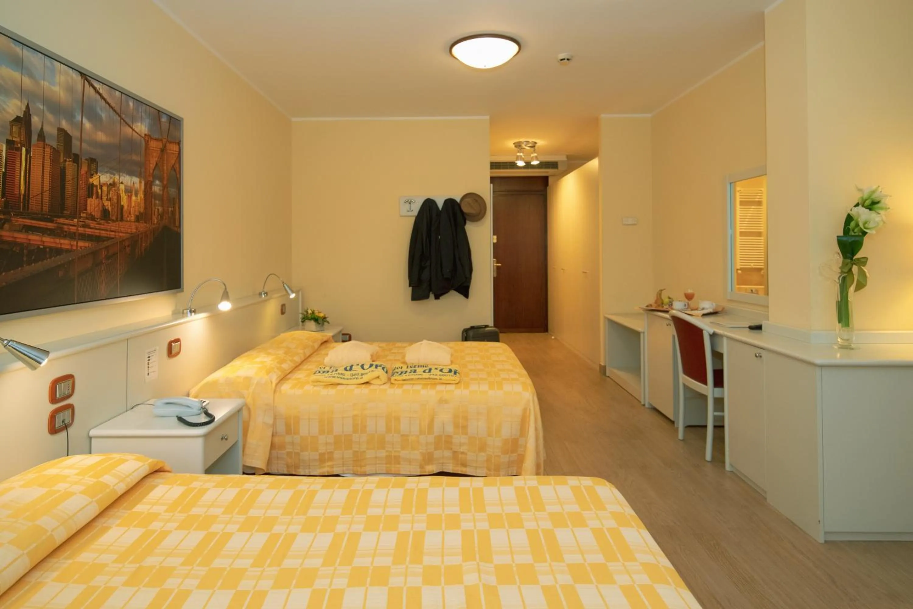 Photo of the whole room, Bed in Hotel Terme Vena D'Oro