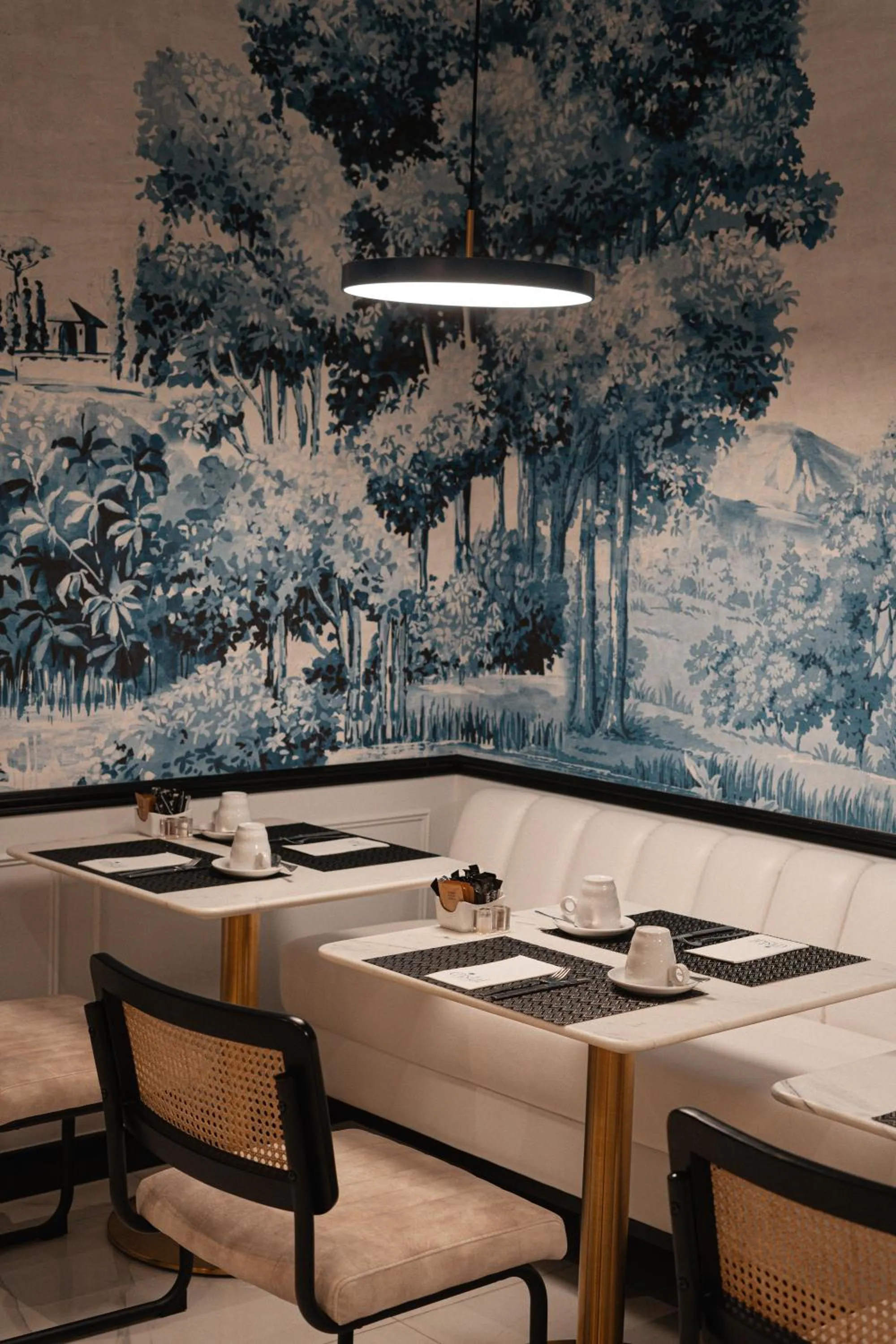 Restaurant/places to eat in Hotel Cristal Porto