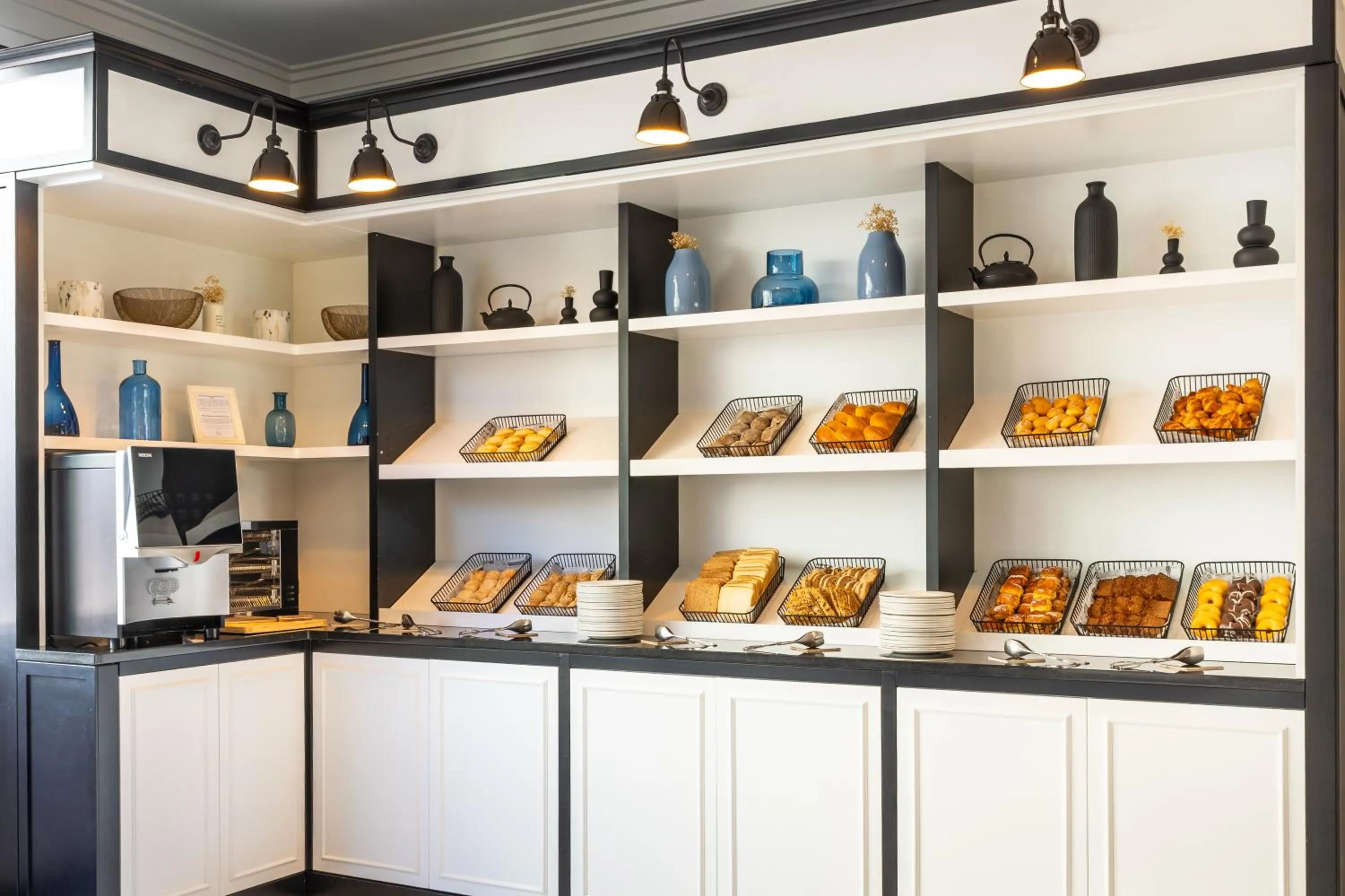 Restaurant/places to eat in Hotel Cristal Porto