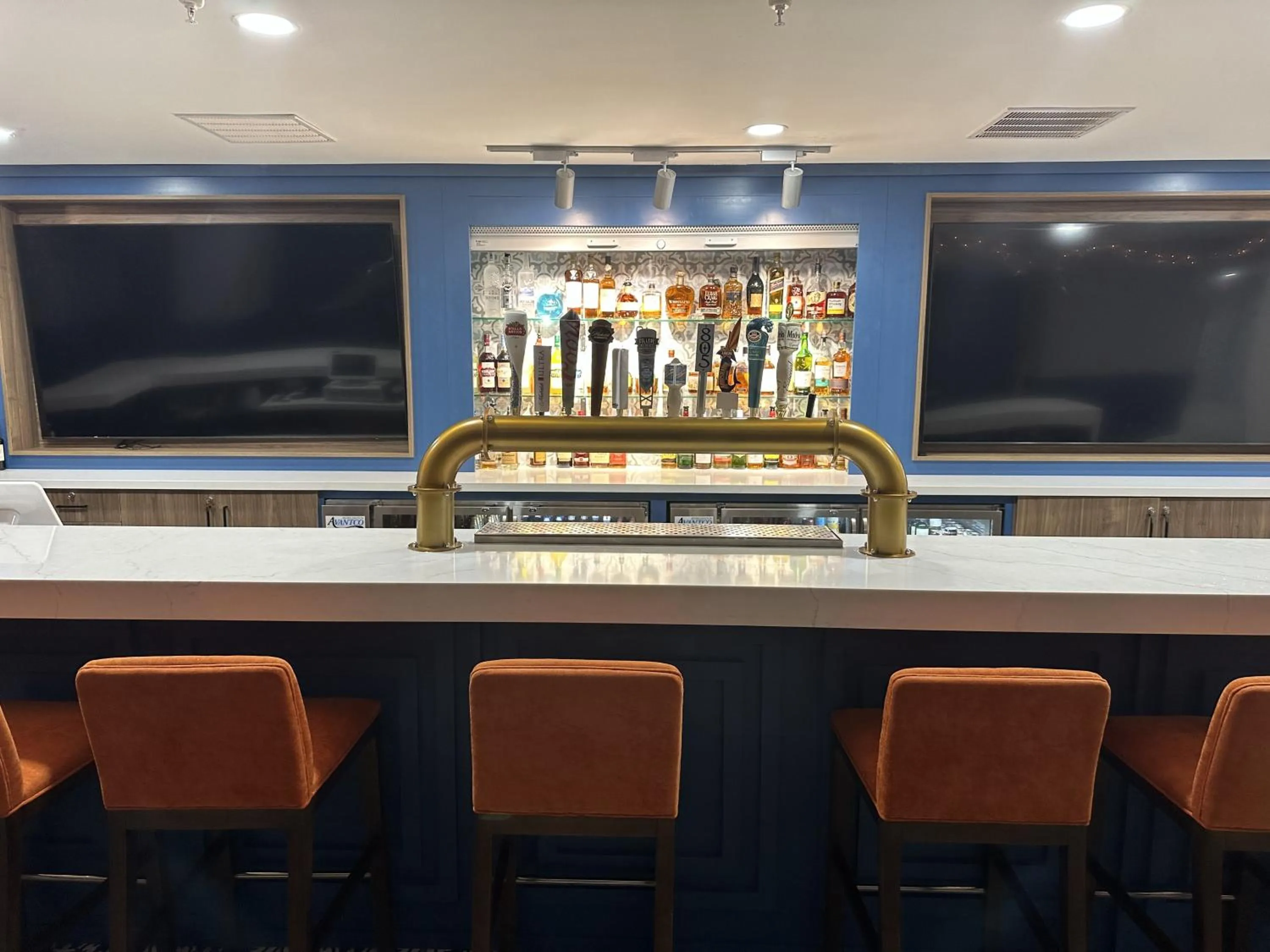 Lounge or bar in Quality Inn & Suites Lake Havasu City