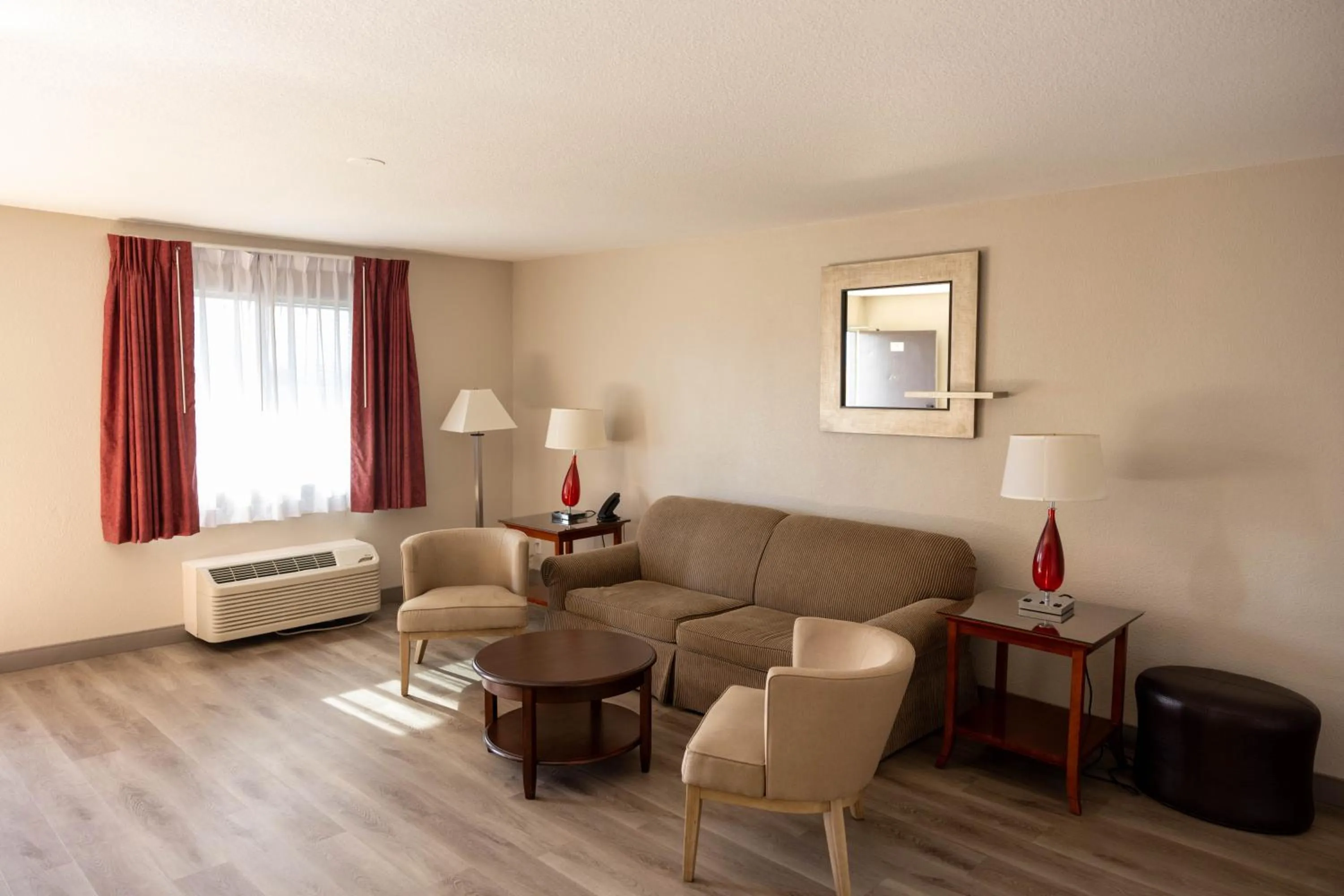 Quality Inn & Suites Lake Havasu City