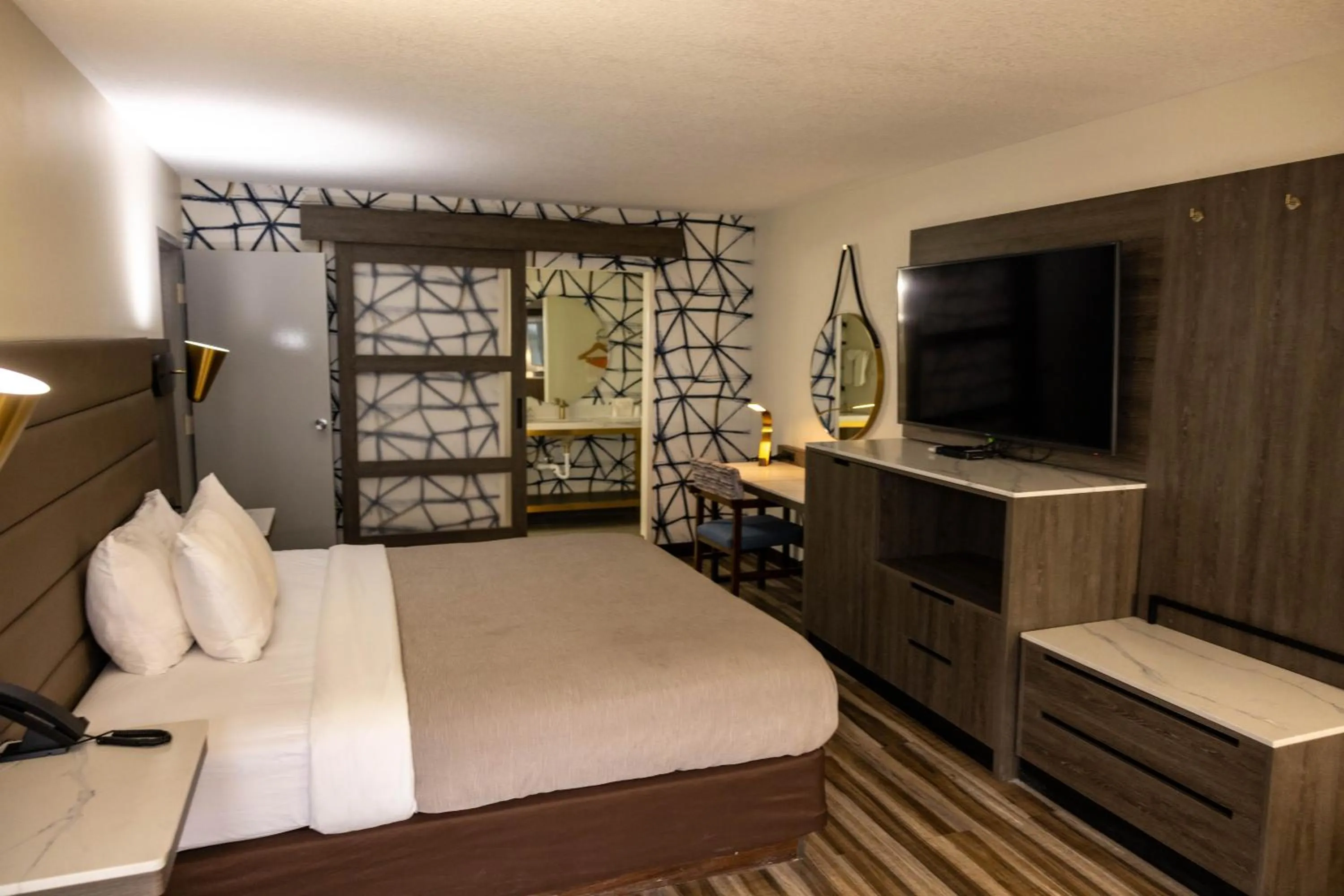 Bed in Quality Inn & Suites Lake Havasu City