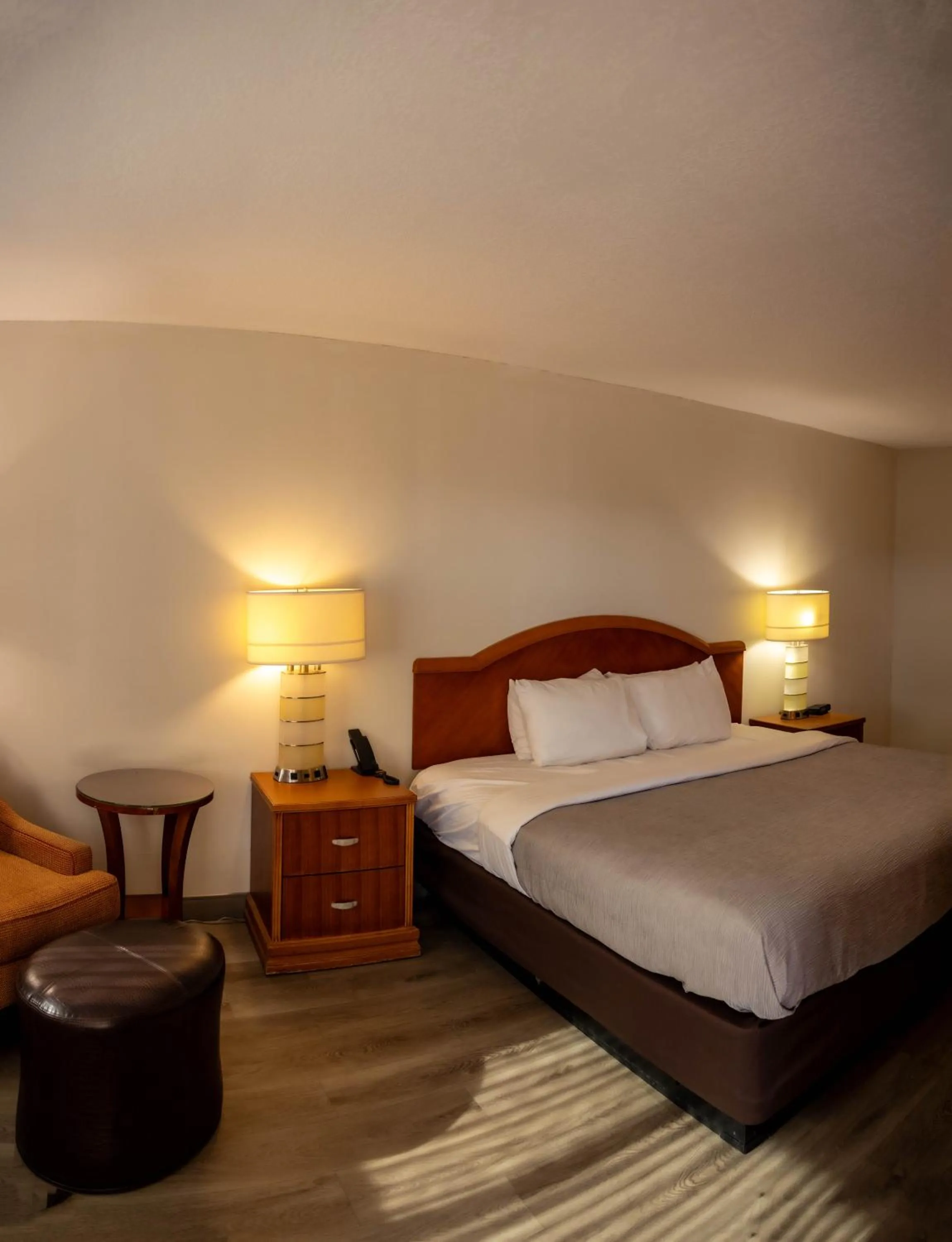 Bed in Quality Inn & Suites Lake Havasu City