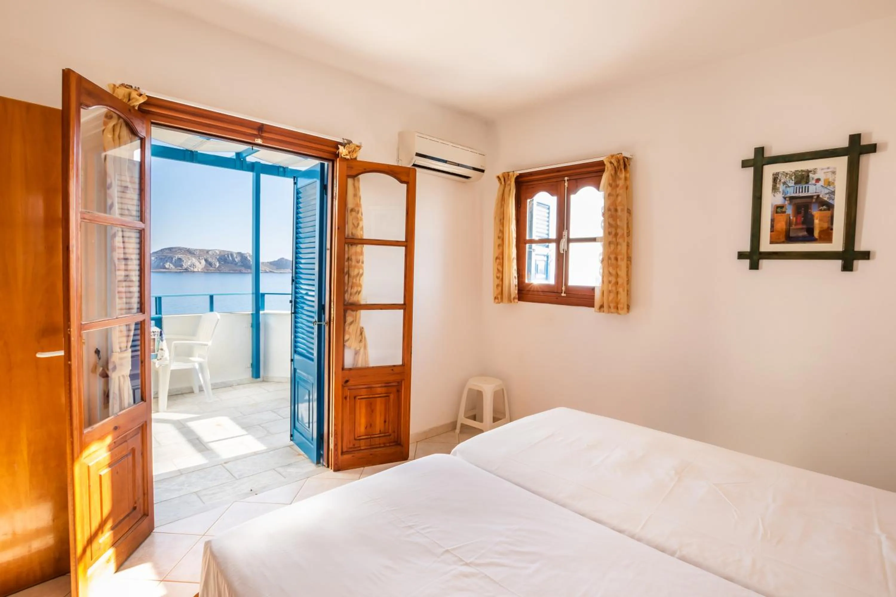 Bed in Arhontiko Hotel