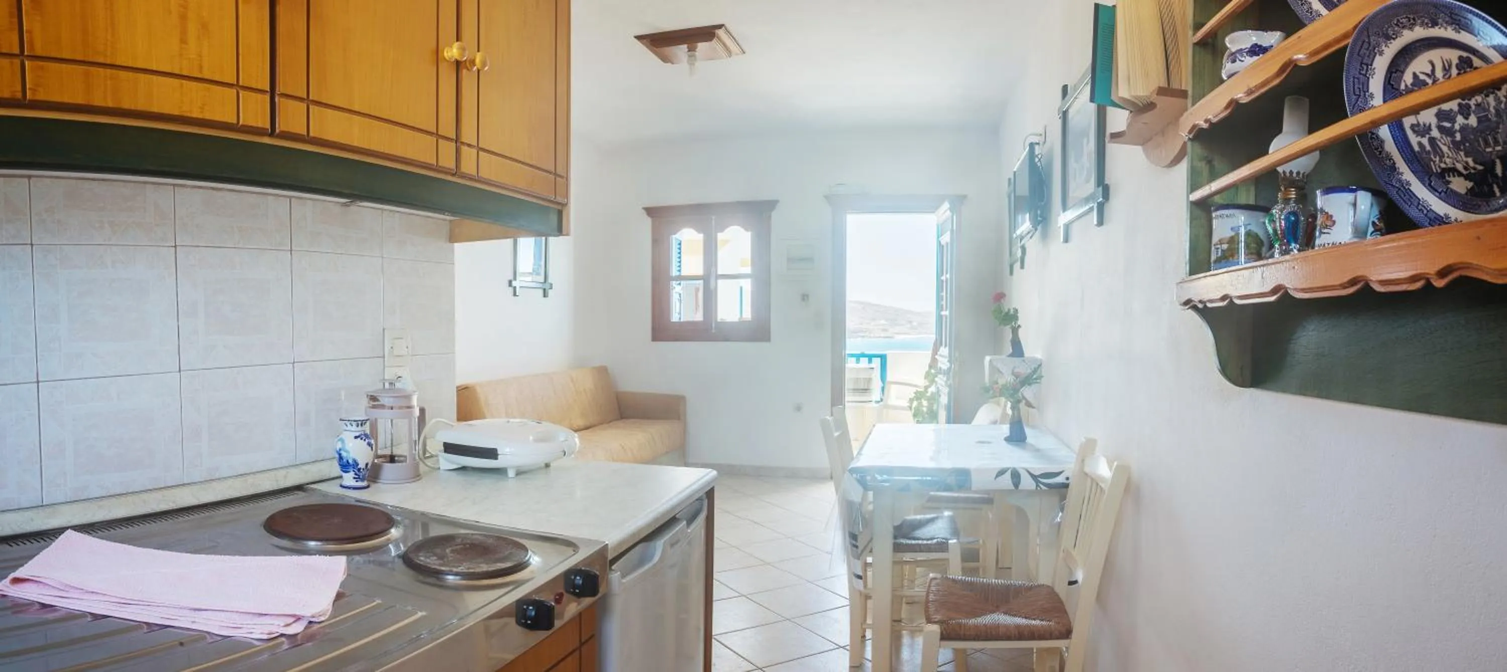 Kitchen or kitchenette in Arhontiko Hotel