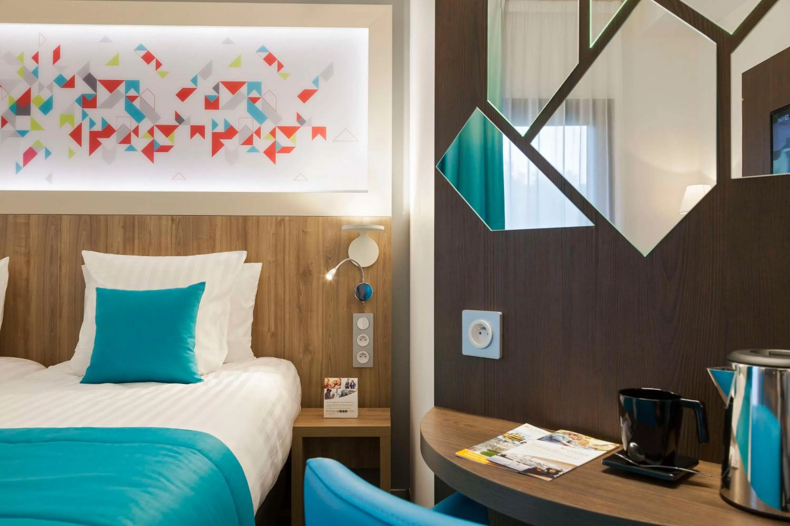 Bedroom, Bed in Brit Hotel Privilège Figeac