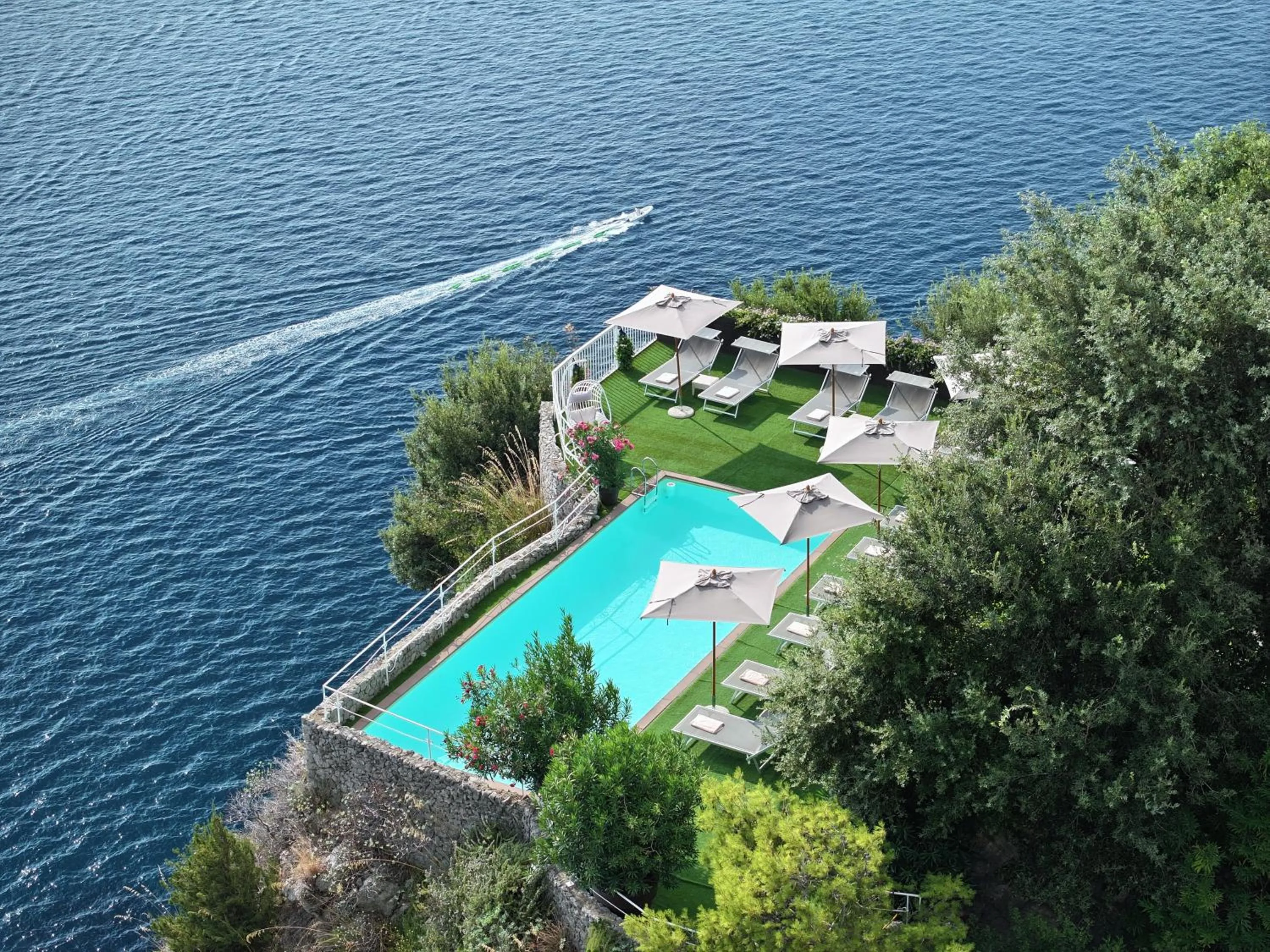 Swimming pool in Hotel Piccolo Sant'Andrea