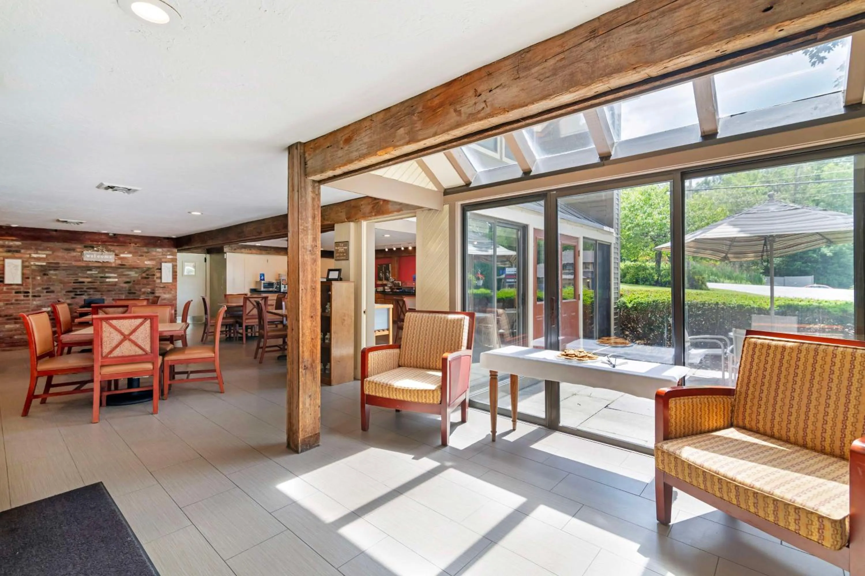 Lobby or reception in Best Western Inn & Suites Rutland-Killington