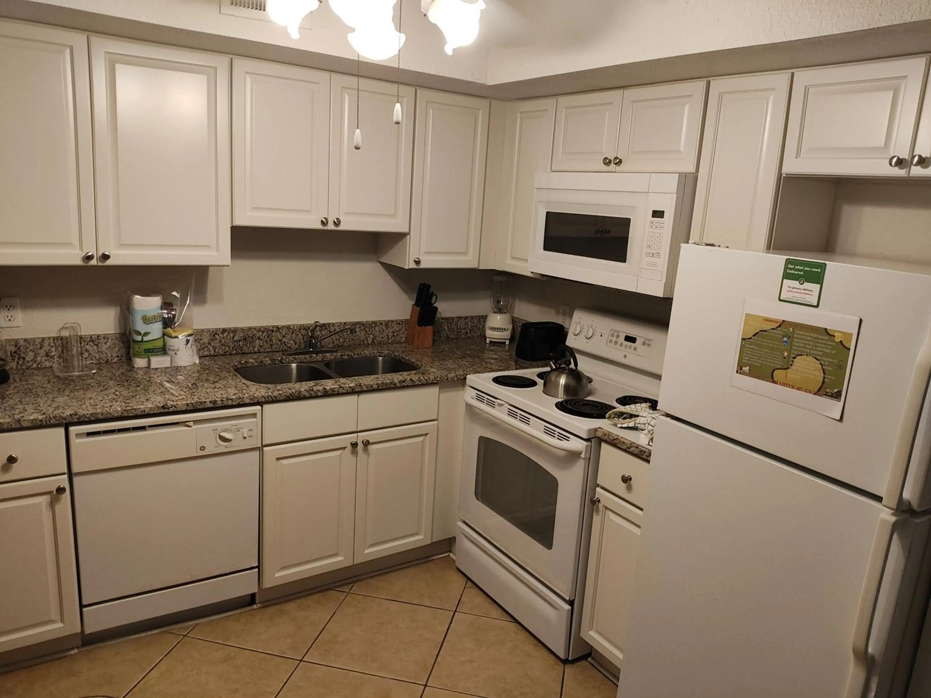 kitchen in Grand Lake & Lifetime of Vacations Resorts