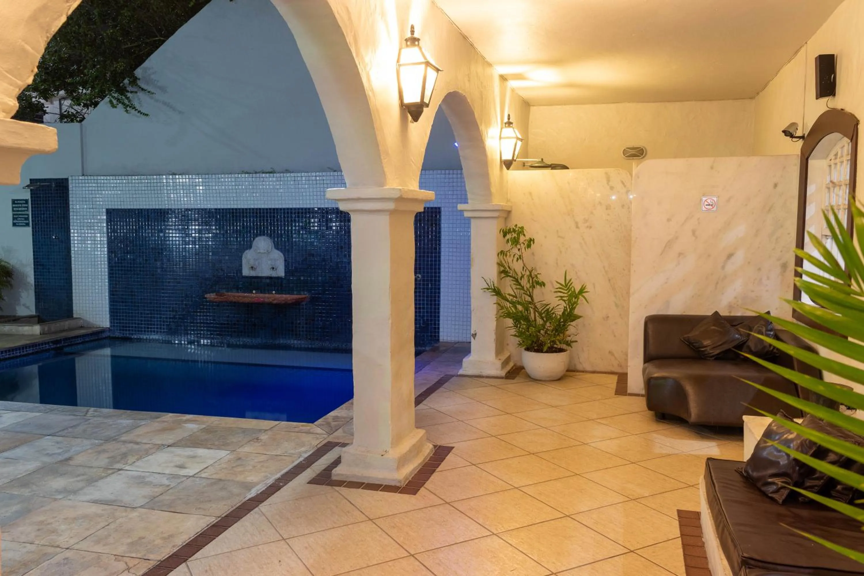 Swimming pool in Pousada Boulevard