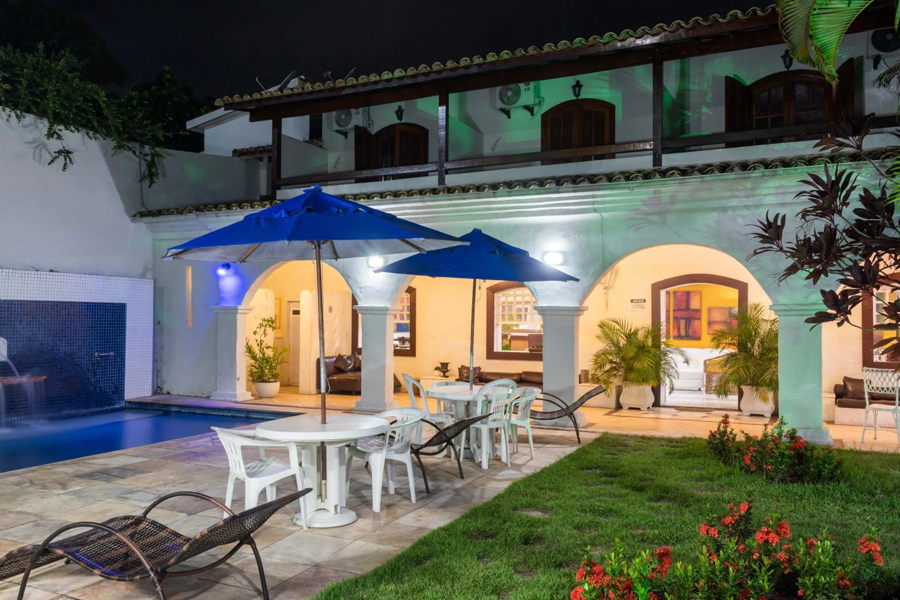 Property building in Pousada Boulevard