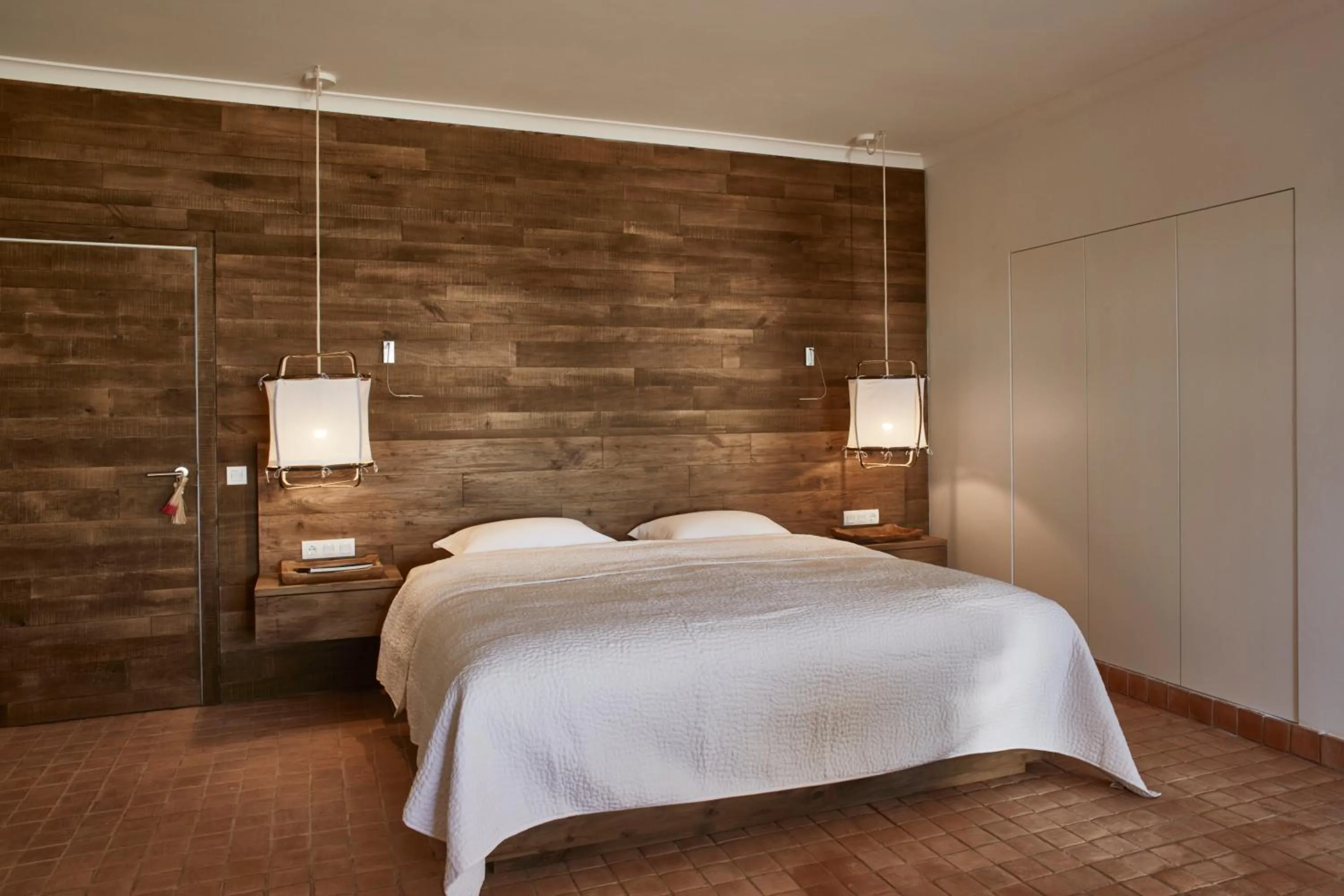 Garden view, Bed in Vila Joya