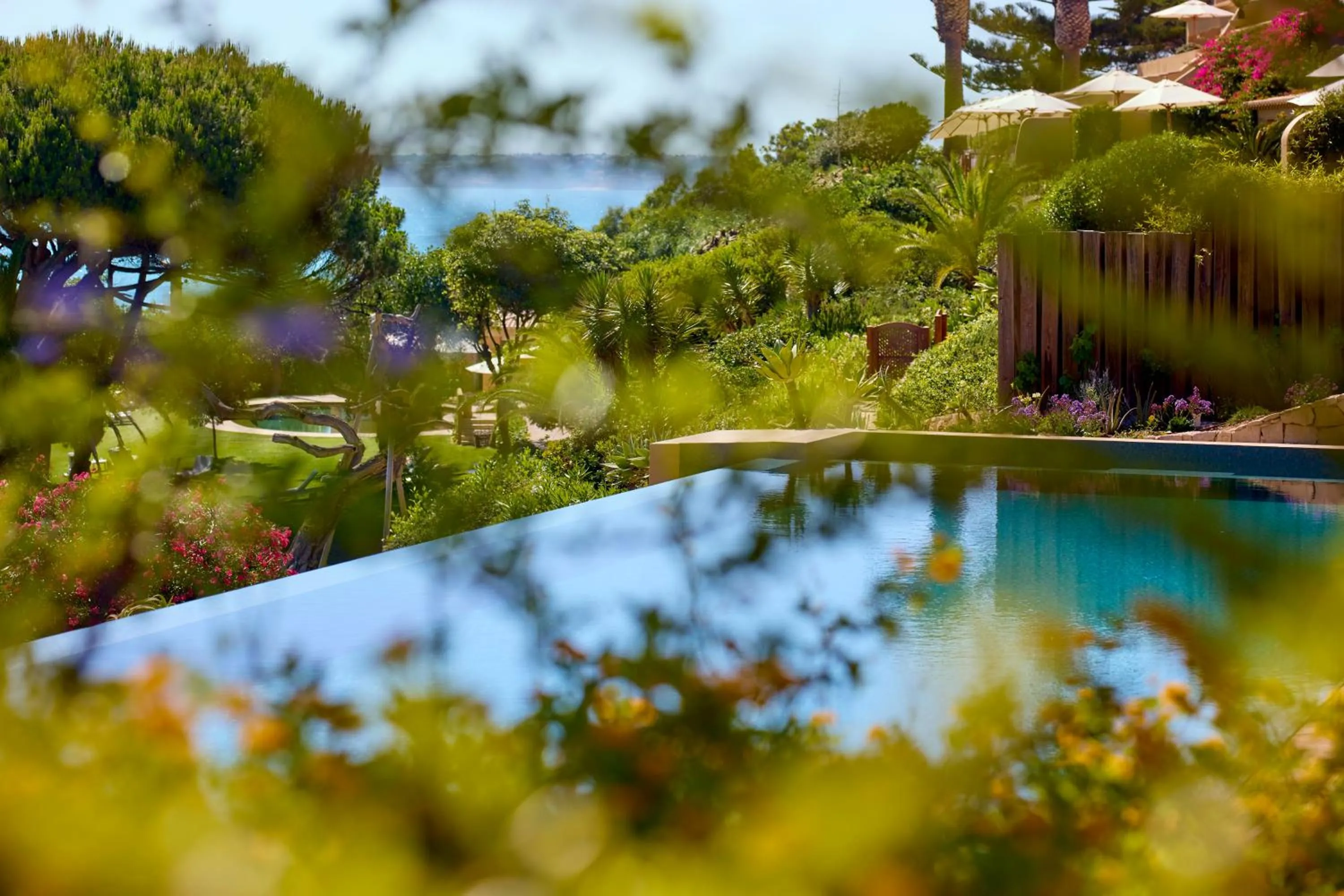 Swimming pool in Vila Joya
