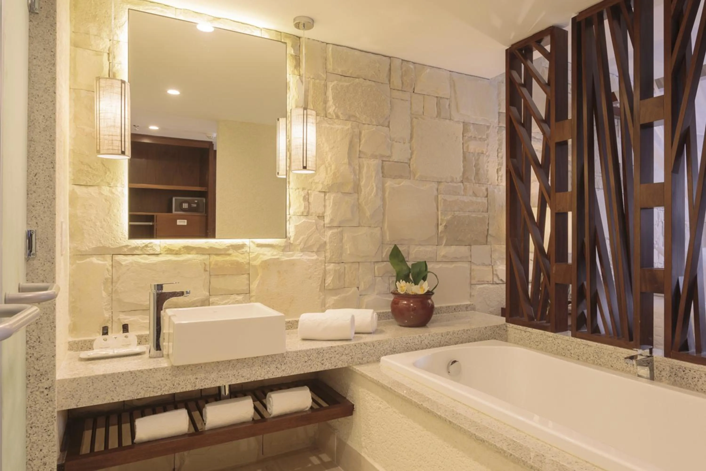 Bathroom in The Westin Porto de Galinhas All-Inclusive