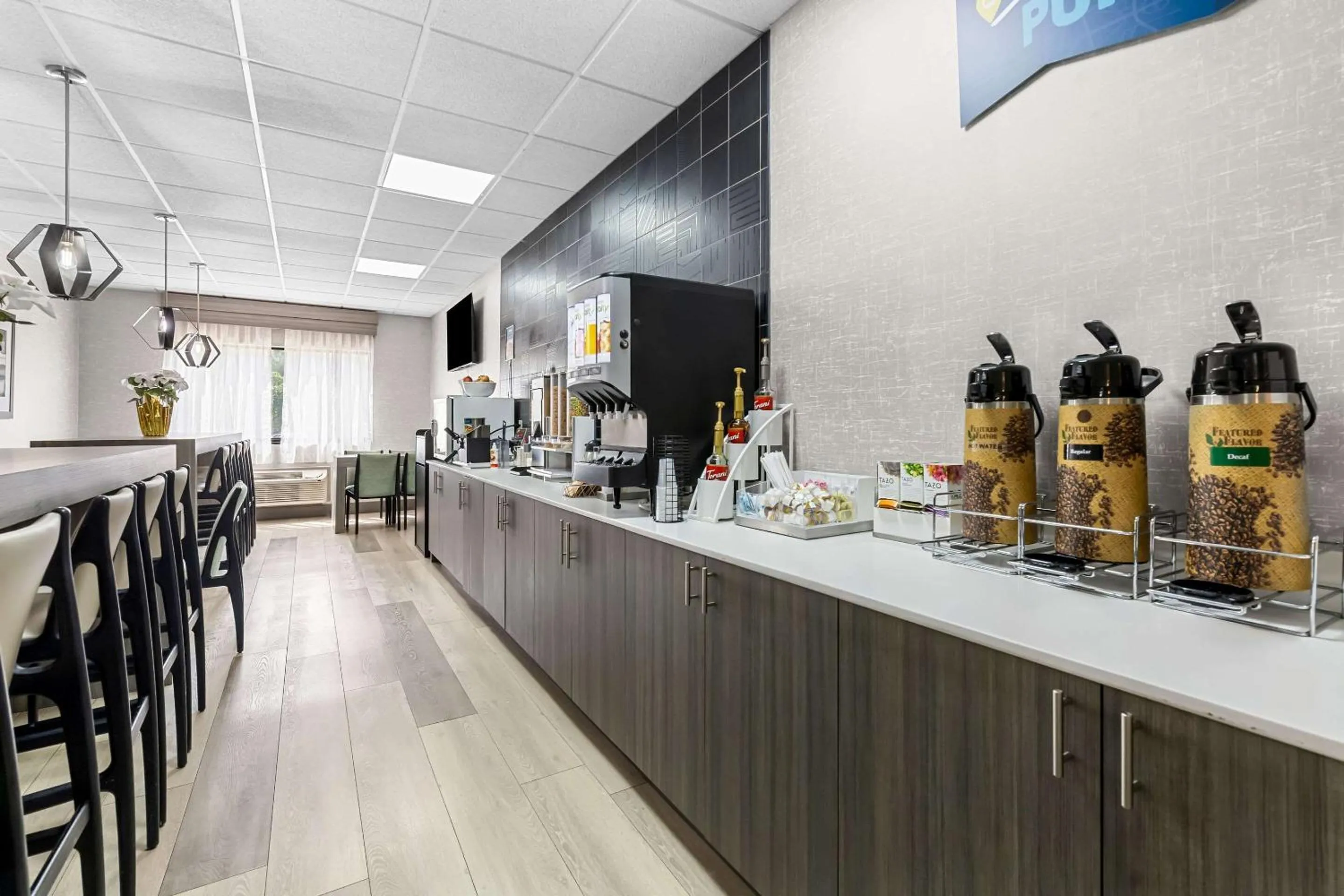 Breakfast in Clarion Pointe Franklin - Nashville Area