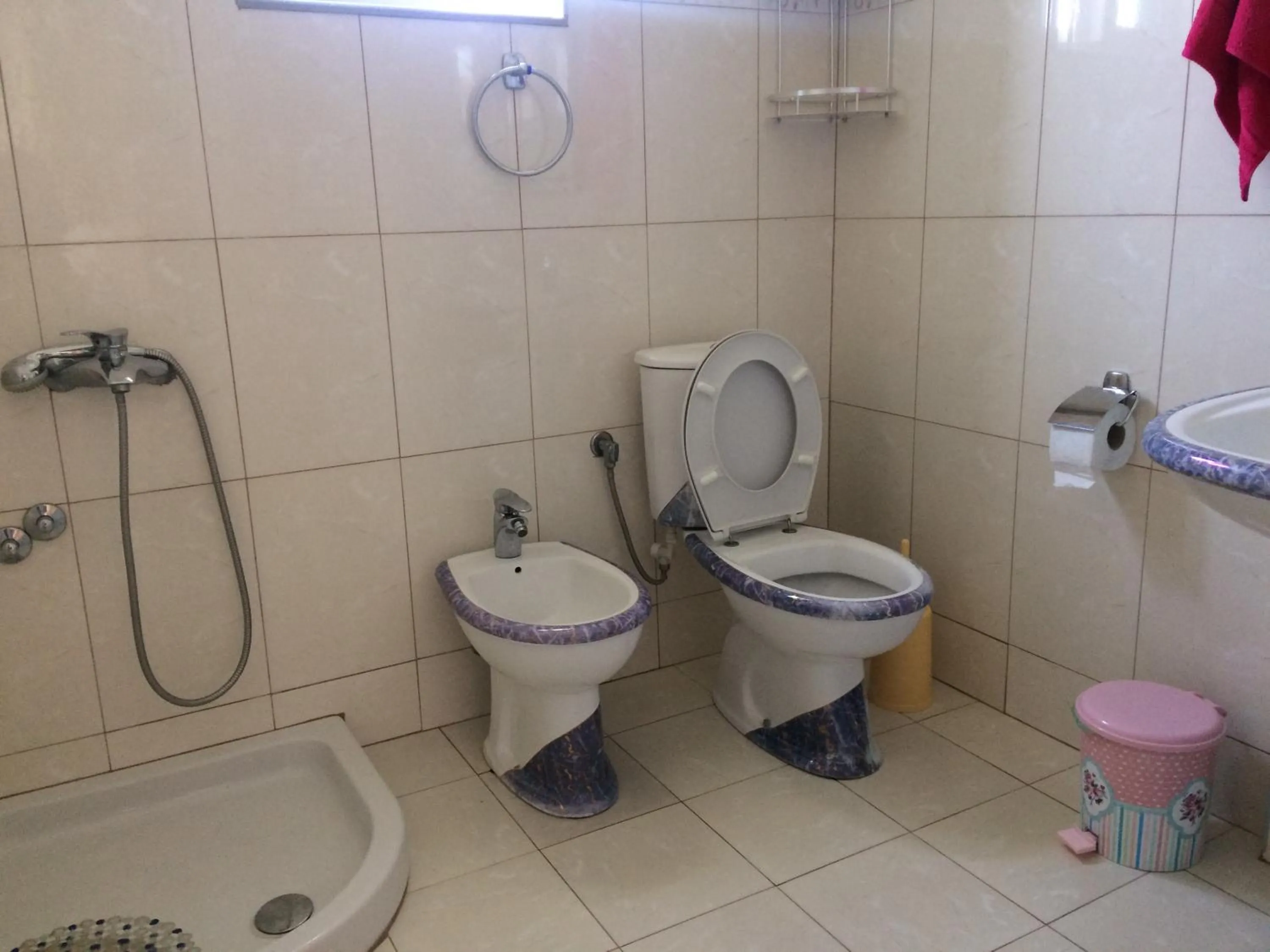 Shower in Villa Denis Ksamil
