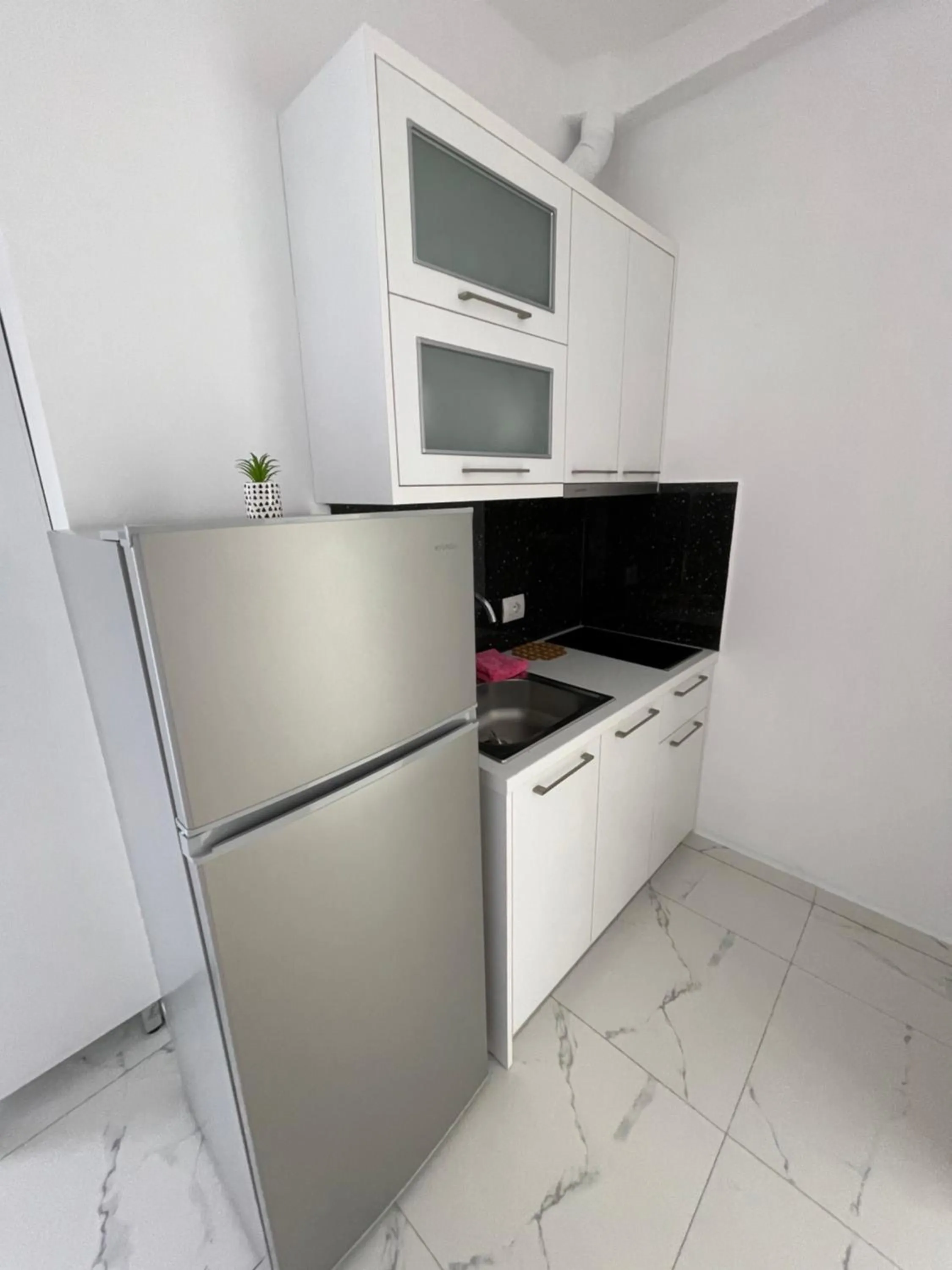 Kitchen or kitchenette in Villa Denis Ksamil