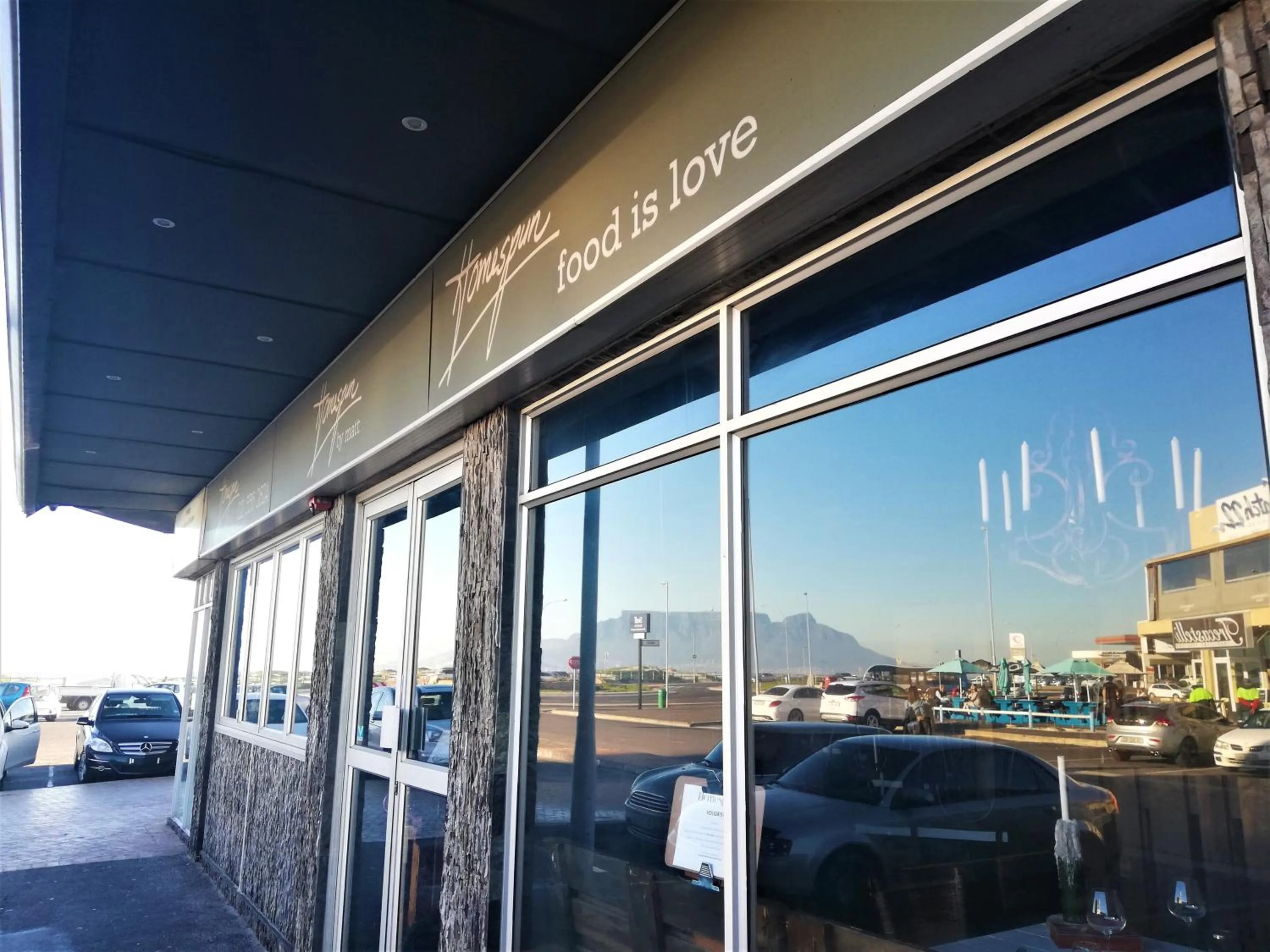 Restaurant/places to eat in Dolphin Inn Blouberg