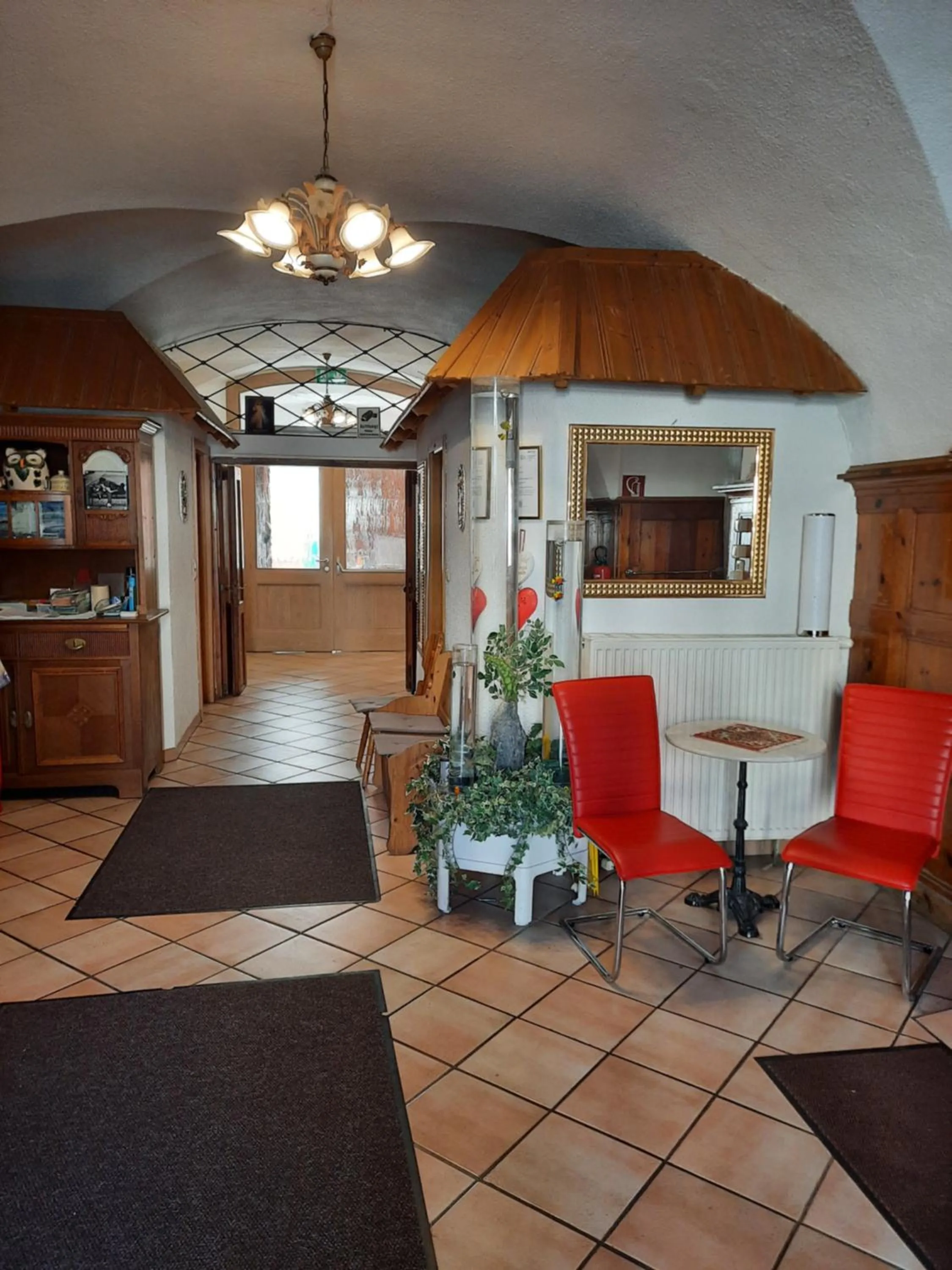 Gästehaus zur Post - Heritage Inn