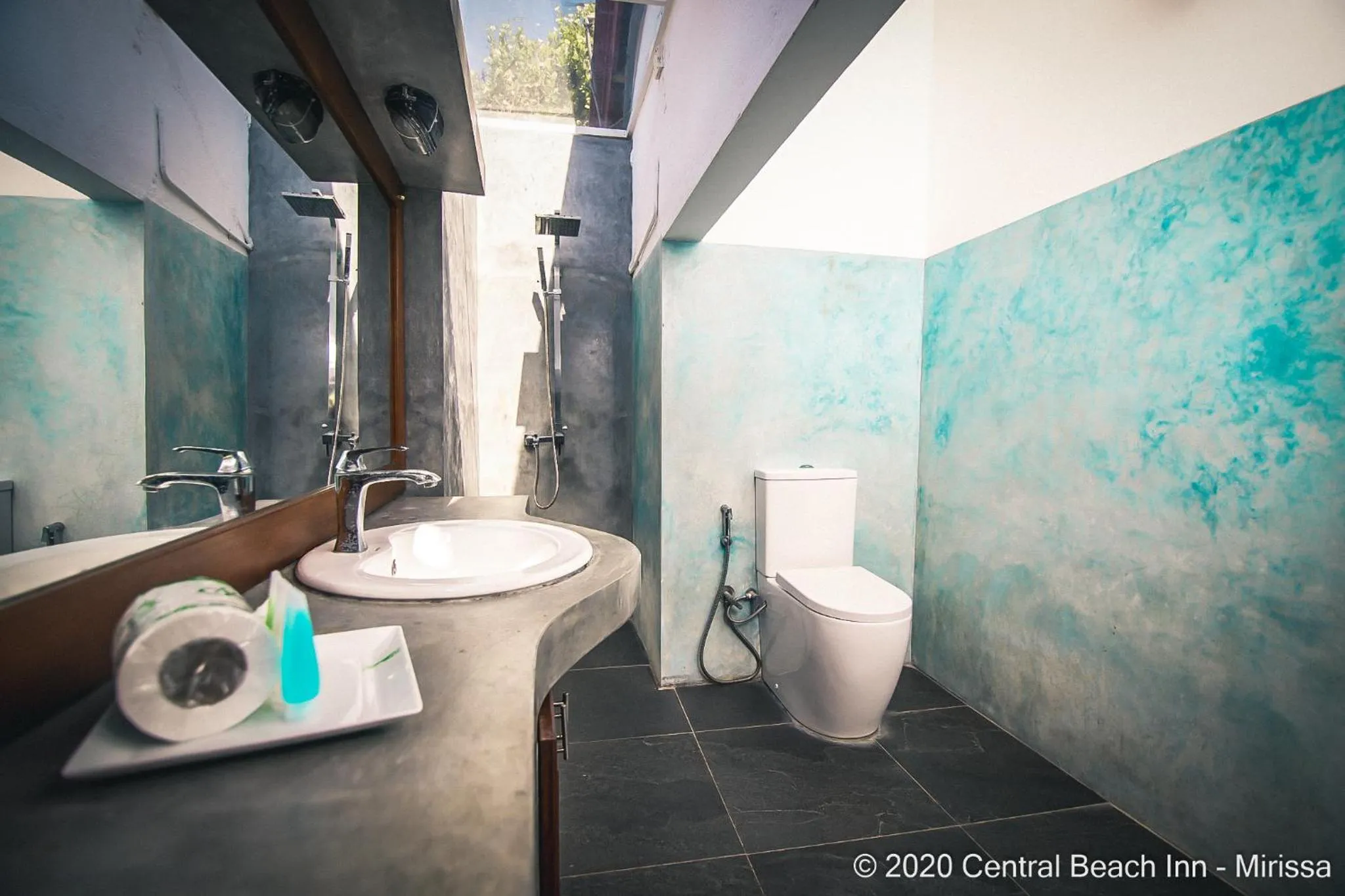 Bathroom in Central Beach Inn