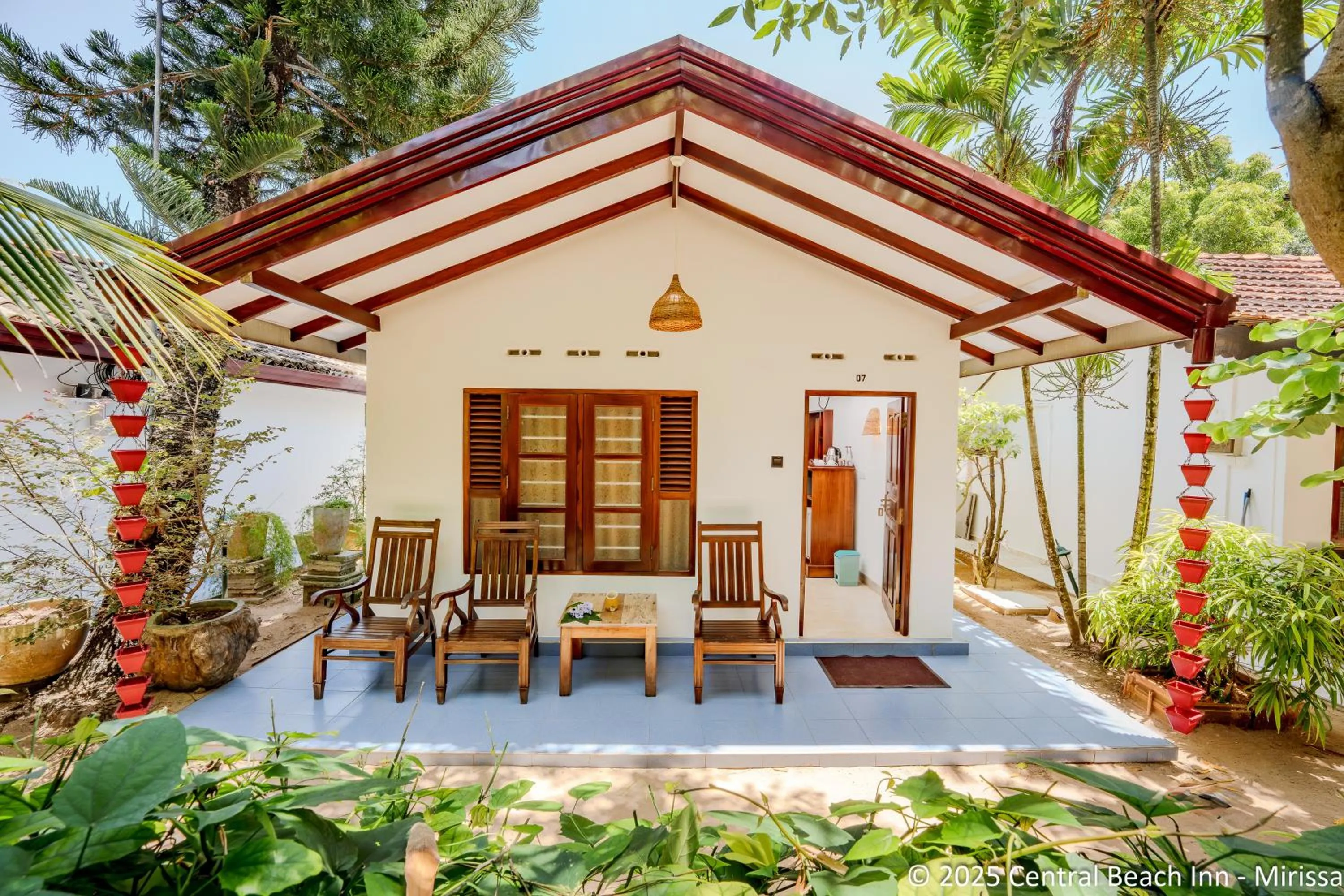 Patio in Central Beach Inn