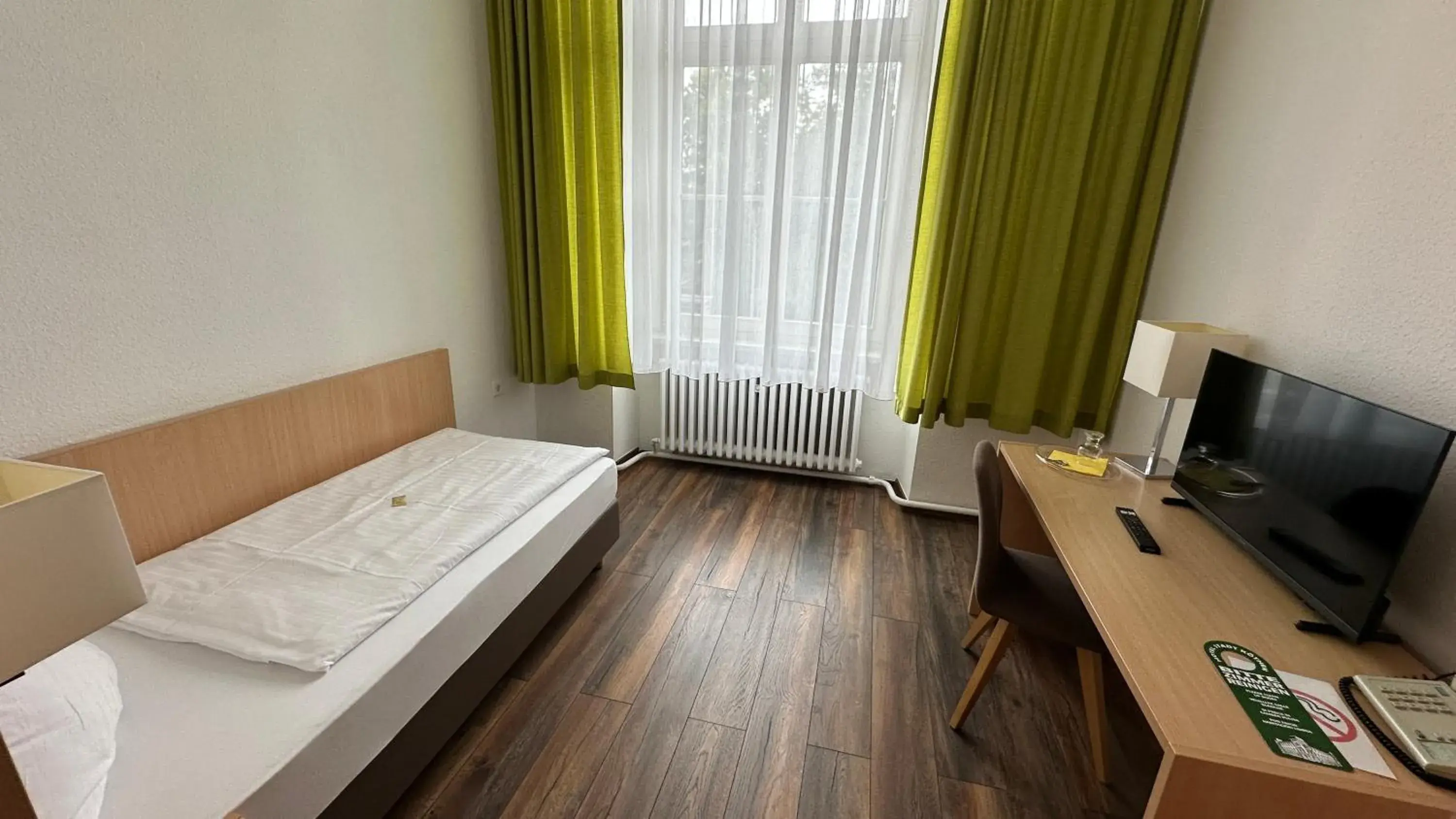 Single Room - single occupancy in Hotel "Stadt Köthen" Single Room - single occupancy in Hotel "Stadt Köthen"