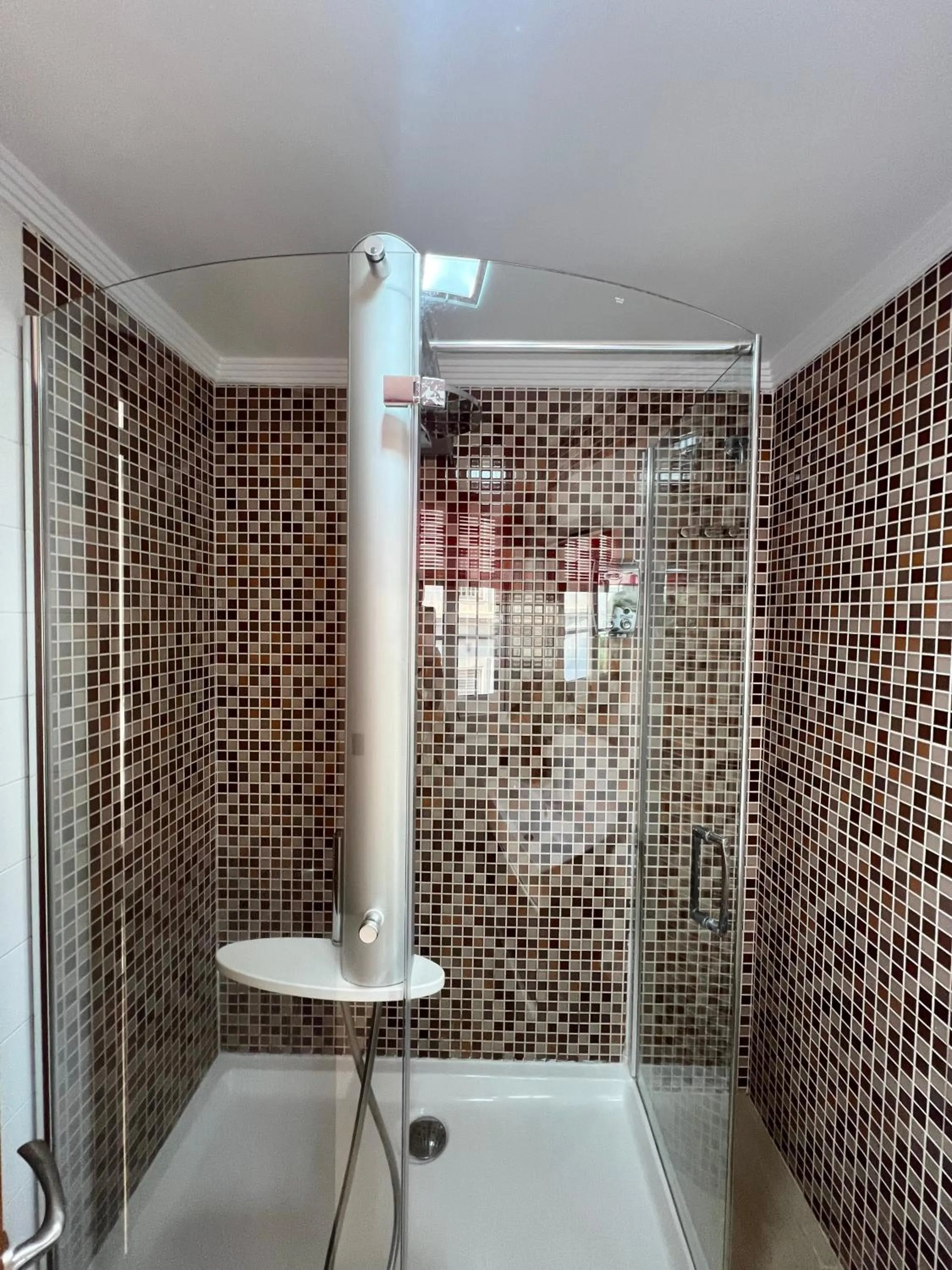 Shower in Plaza de España Boutique Apartment
