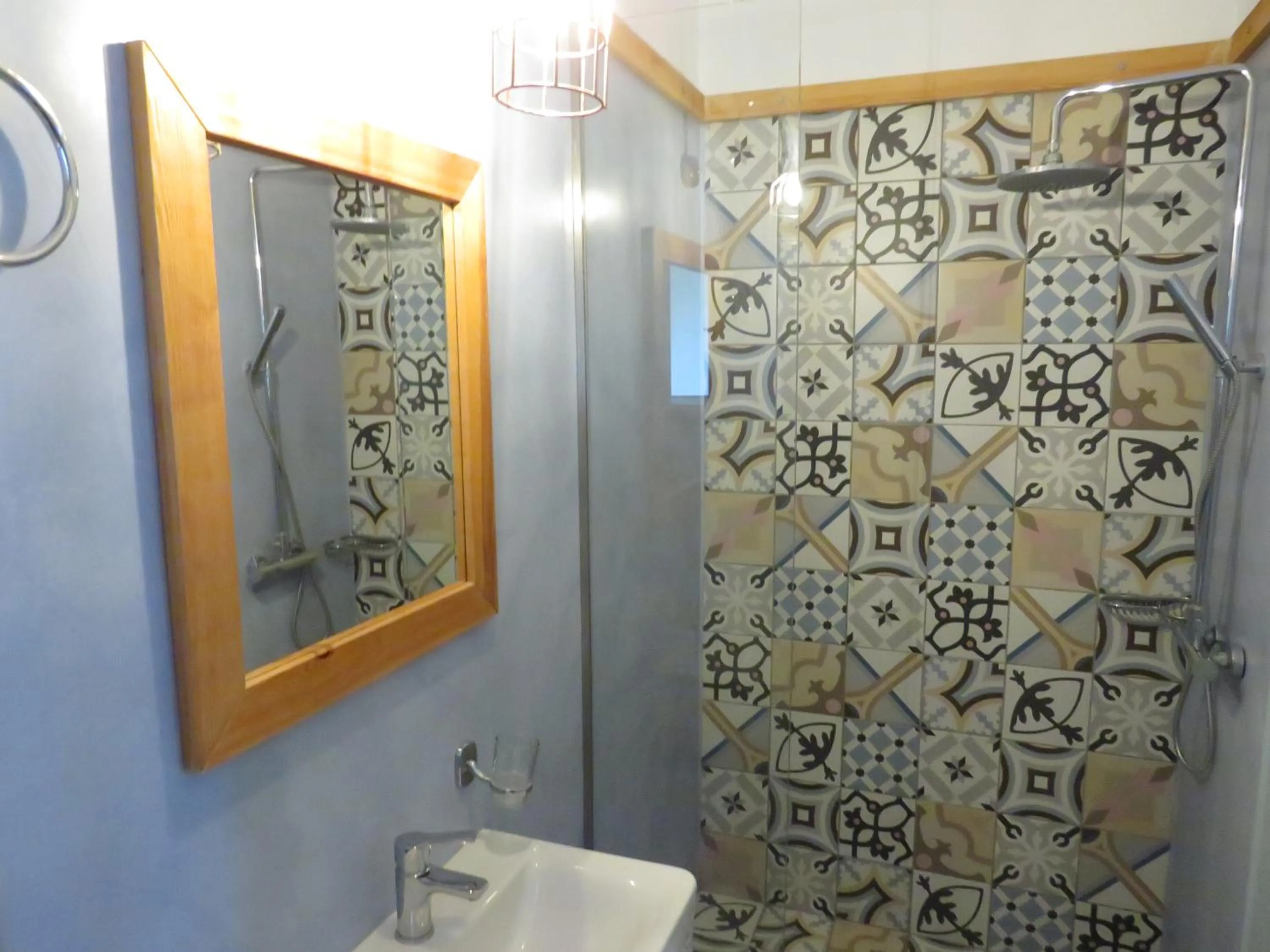 Shower in Blue Beach Villas Apartments