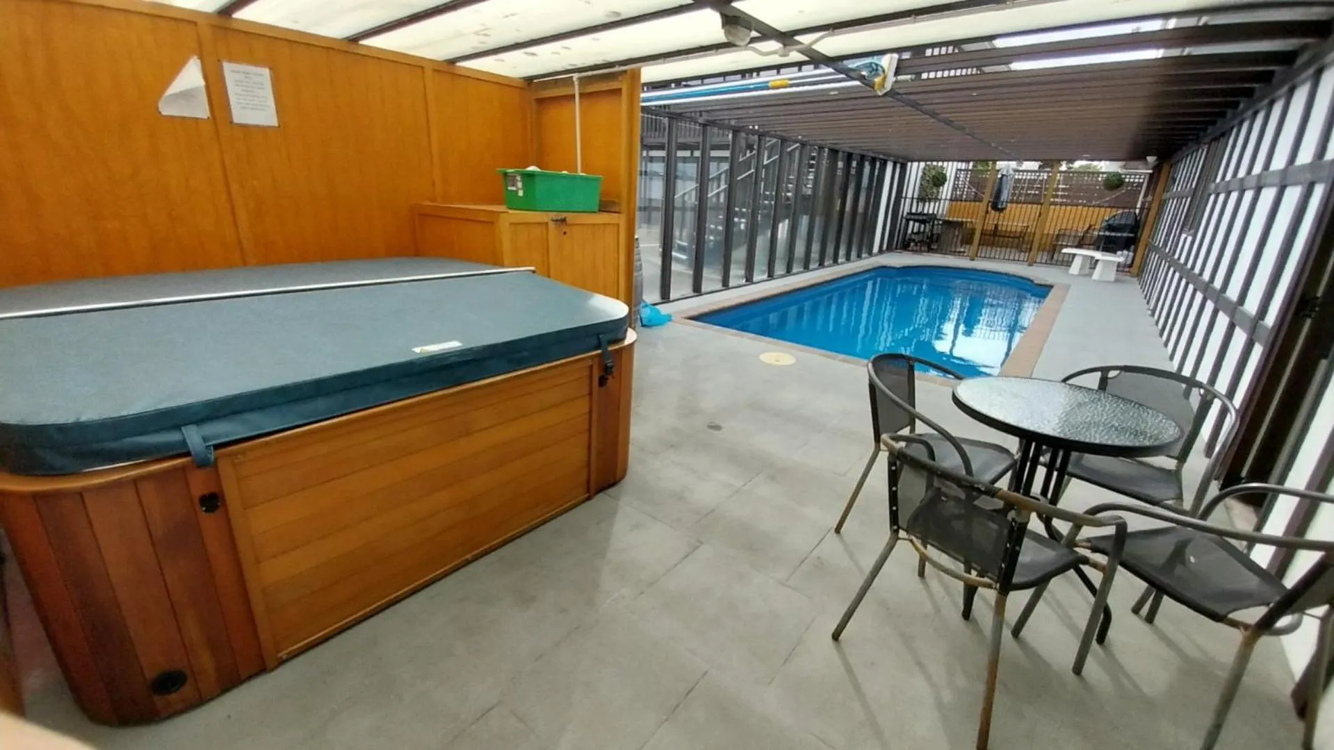 Hot Tub in Albatross Motel