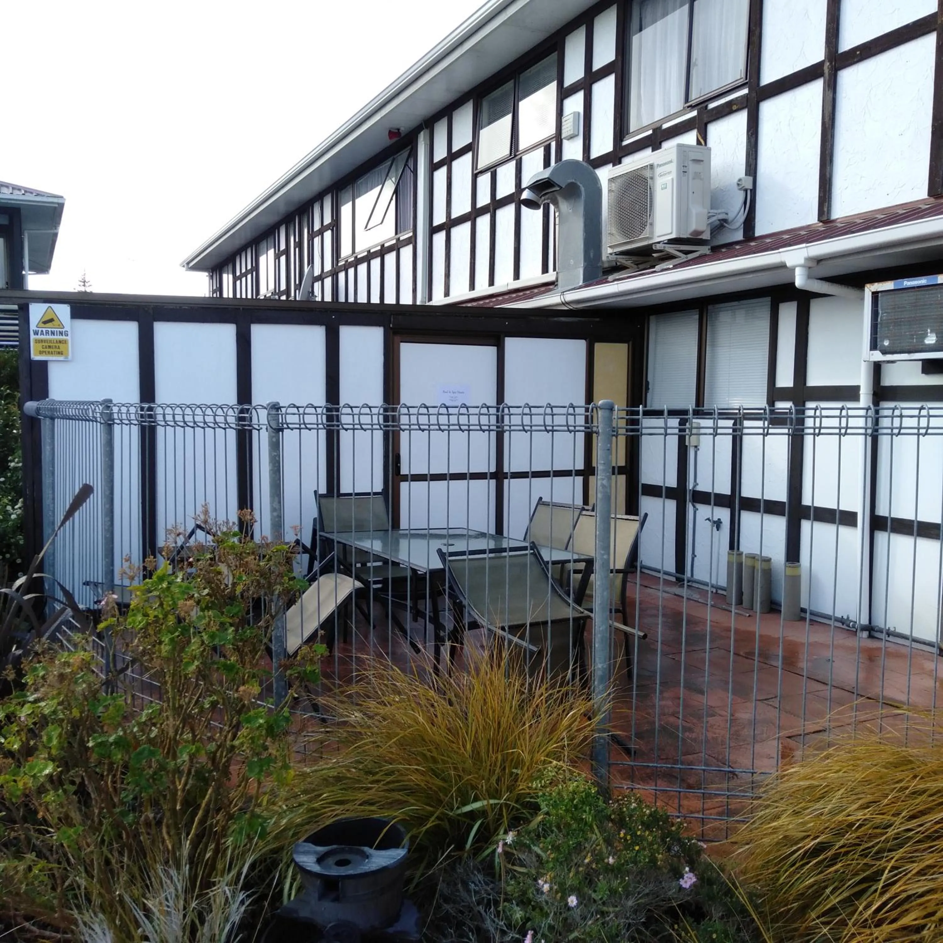 Balcony/Terrace in Albatross Motel