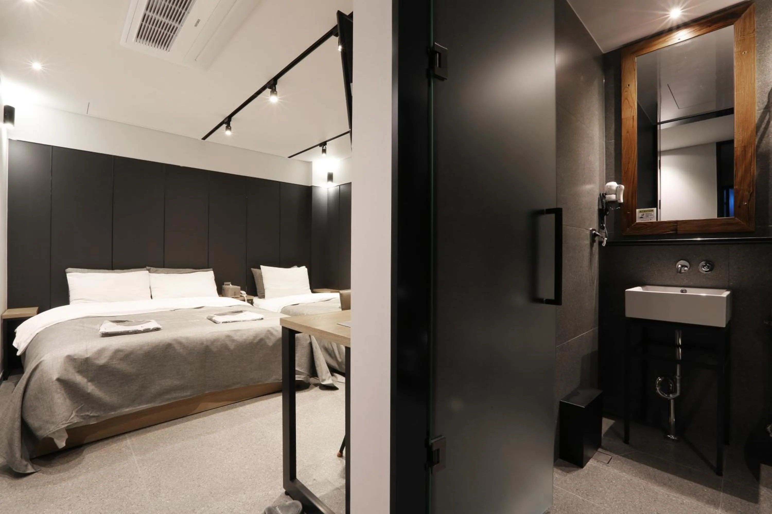 Bed in boutique hotel k Dongdaemun