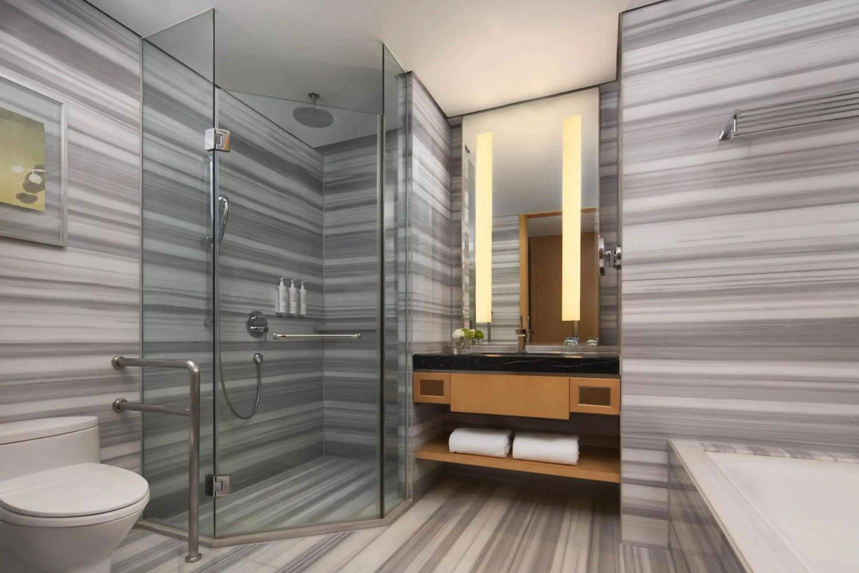 Deluxe King Room in Ningbo Marriott Hotel Deluxe King Room in Ningbo Marriott Hotel