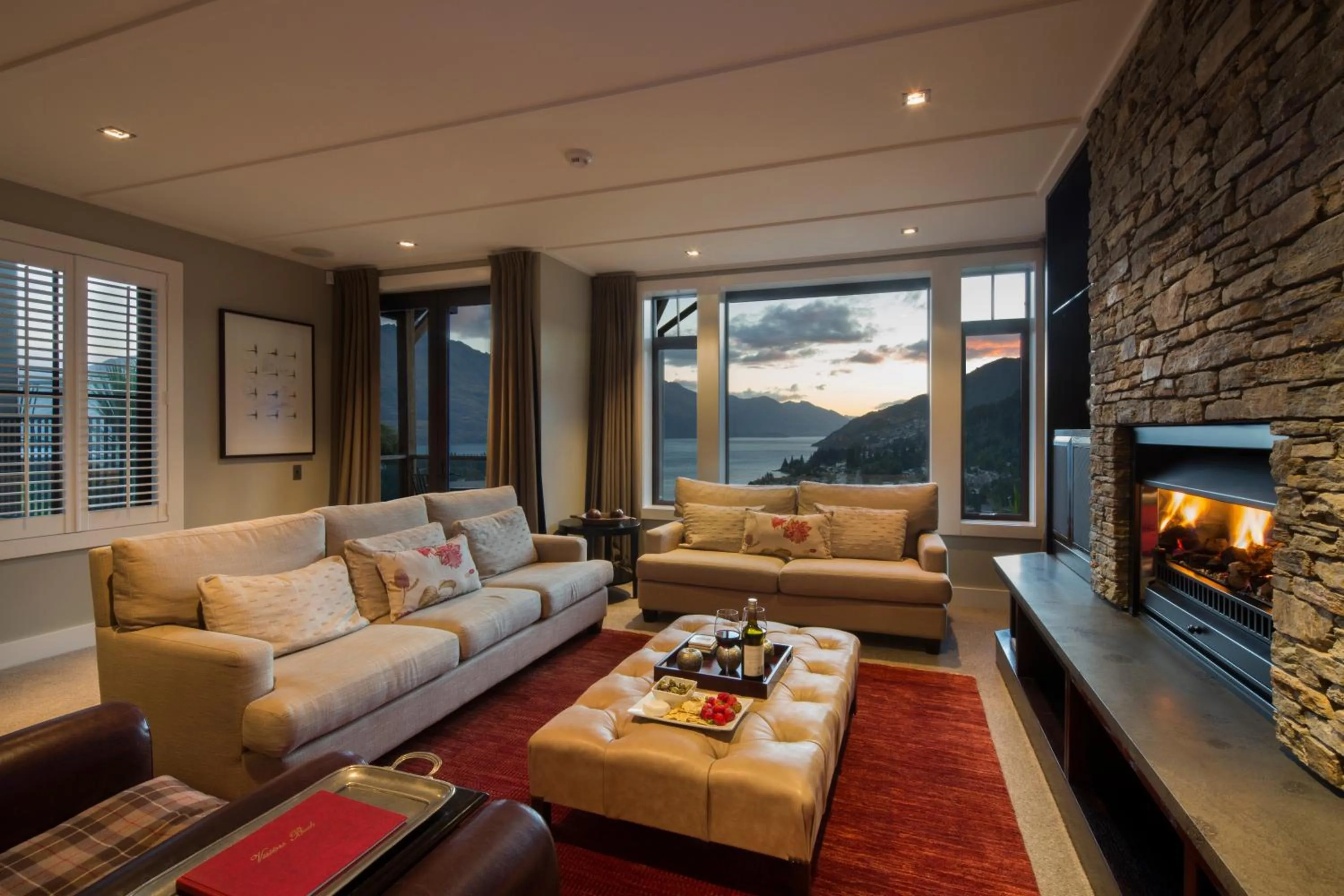 Living room in Commonage Villas by Staysouth