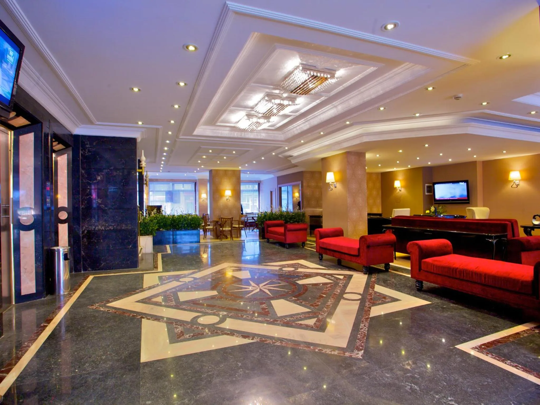 Lobby or reception in Hotel Grand Emin
