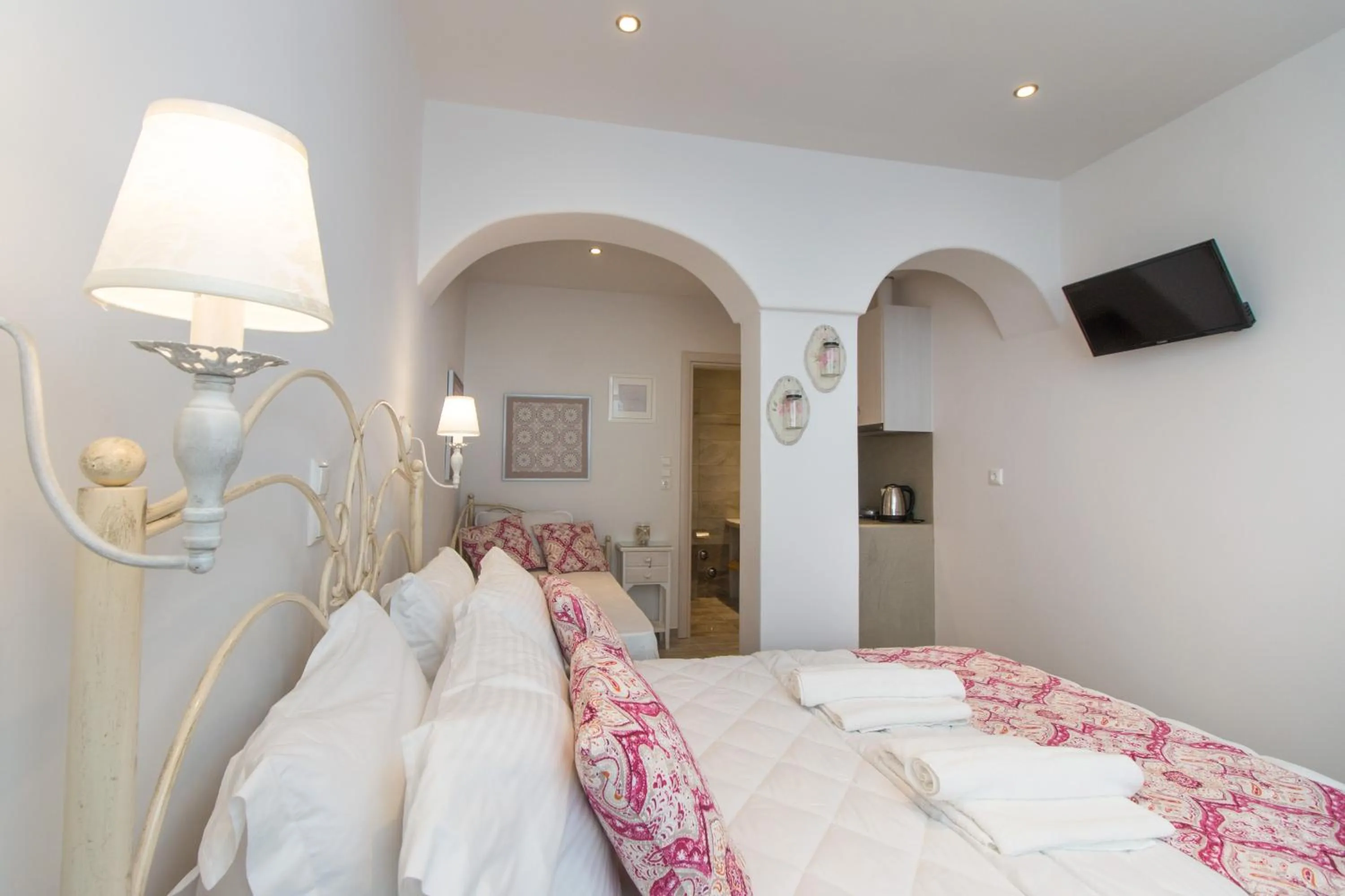 Bed in Relax Studios