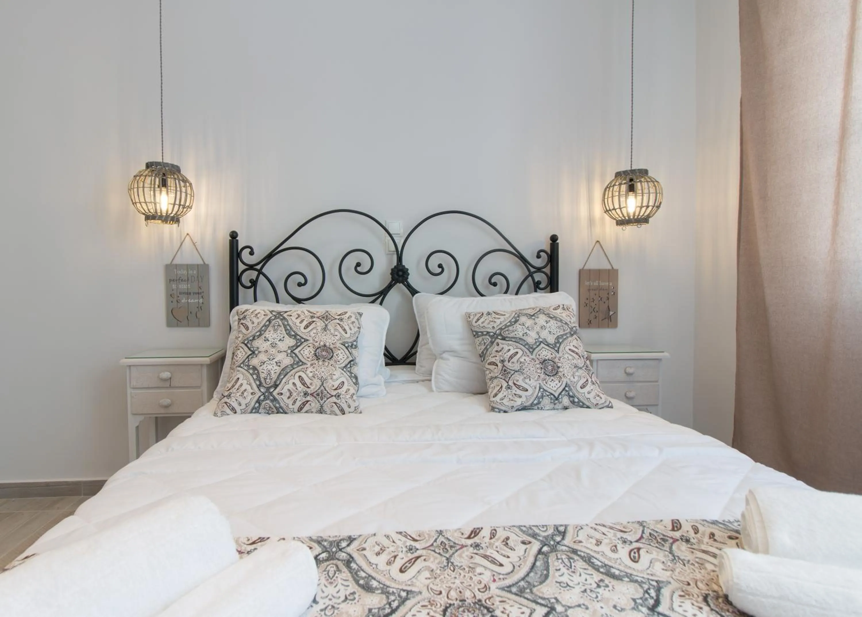 Bed in Relax Studios