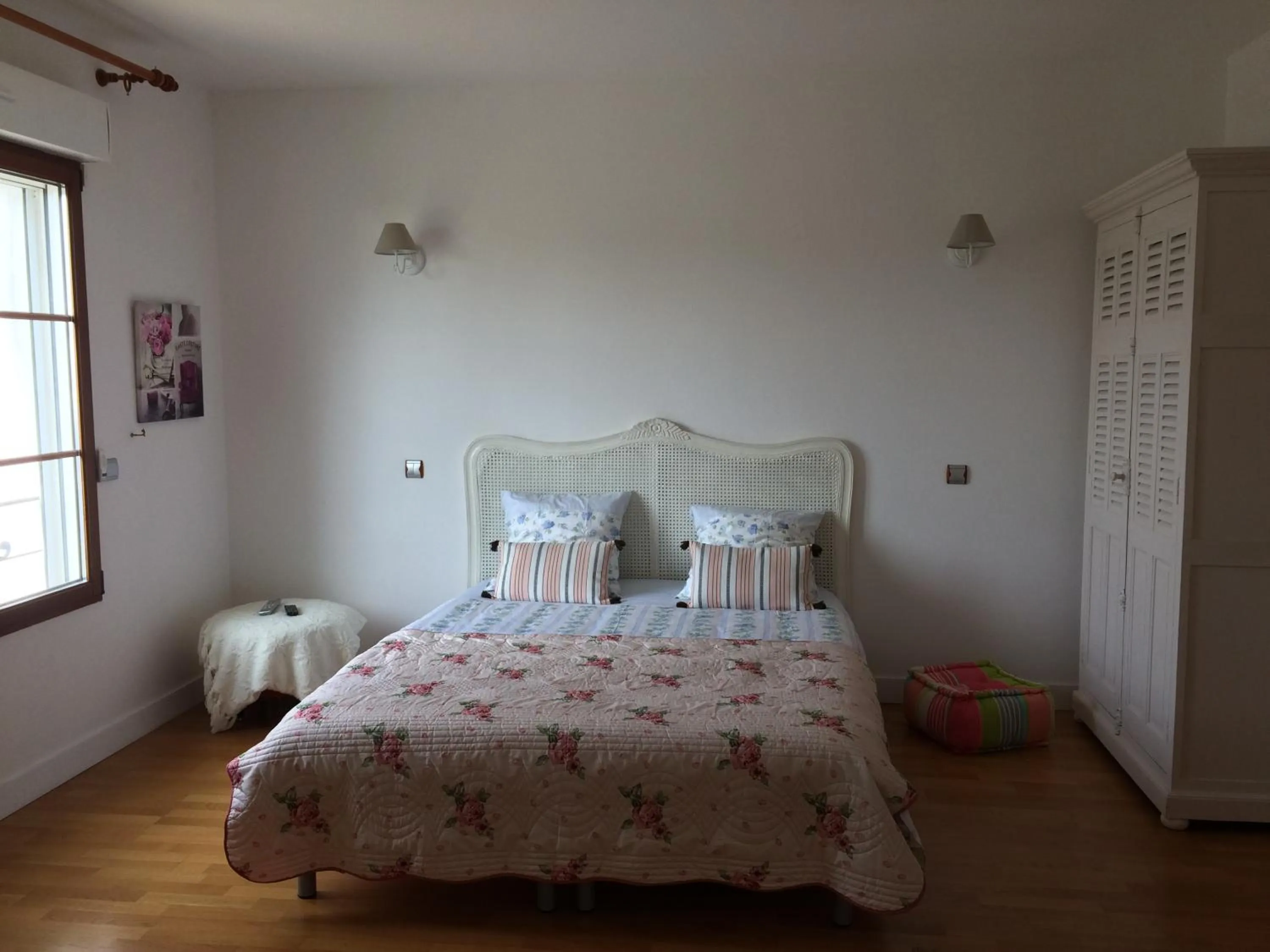 Bedroom, Bed in CoTTAGE LA VILLA BOLERO