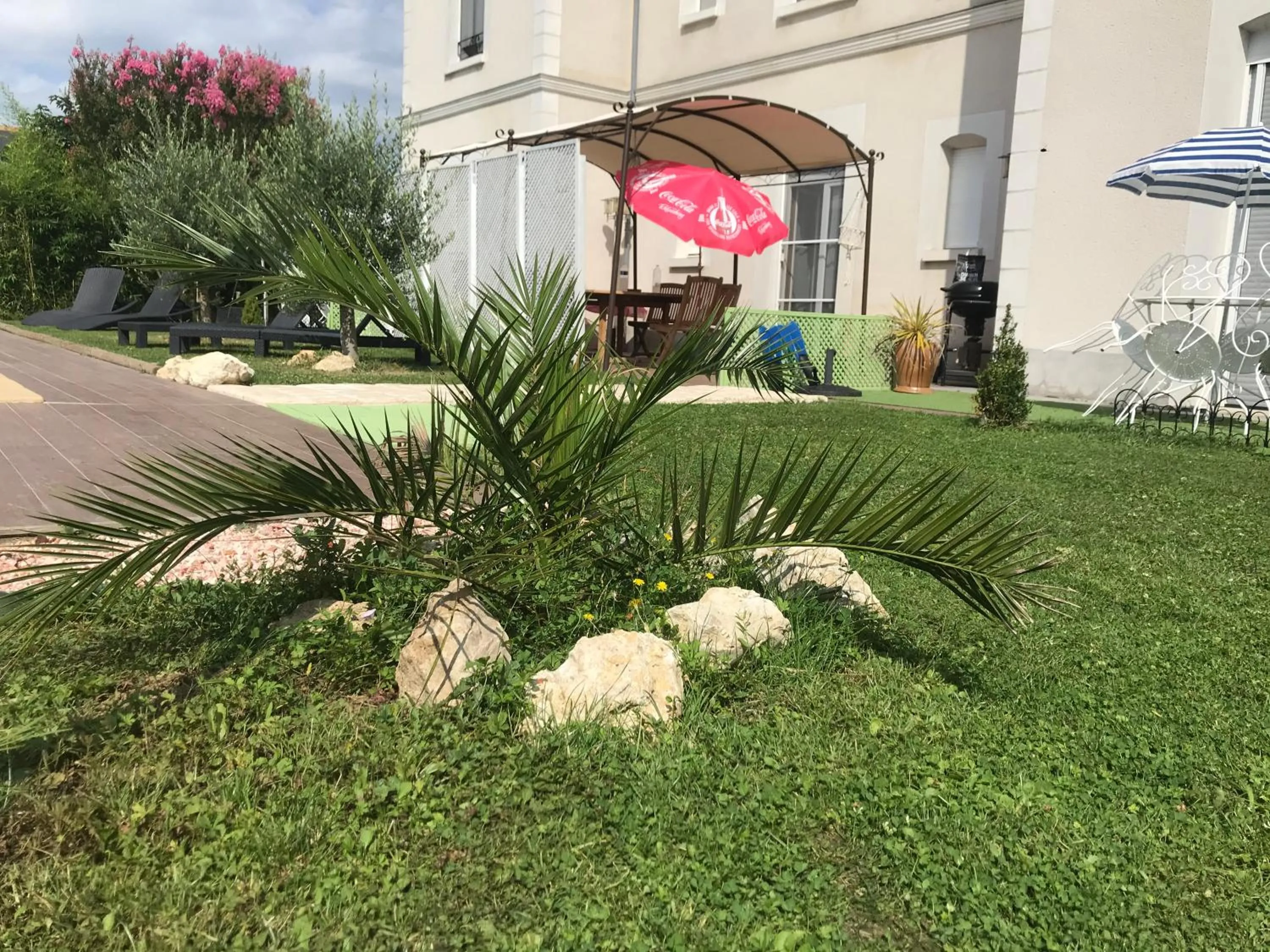 Garden in CoTTAGE LA VILLA BOLERO