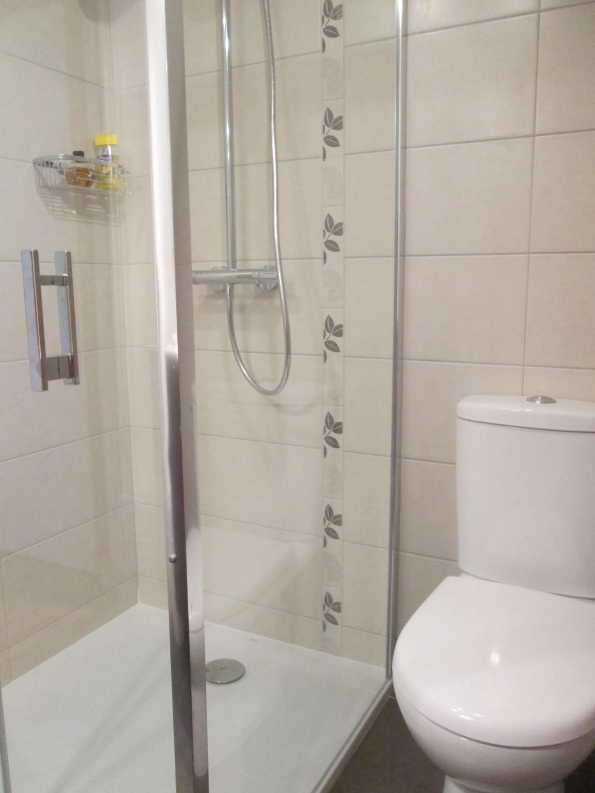 Bathroom in Les Coquelicots