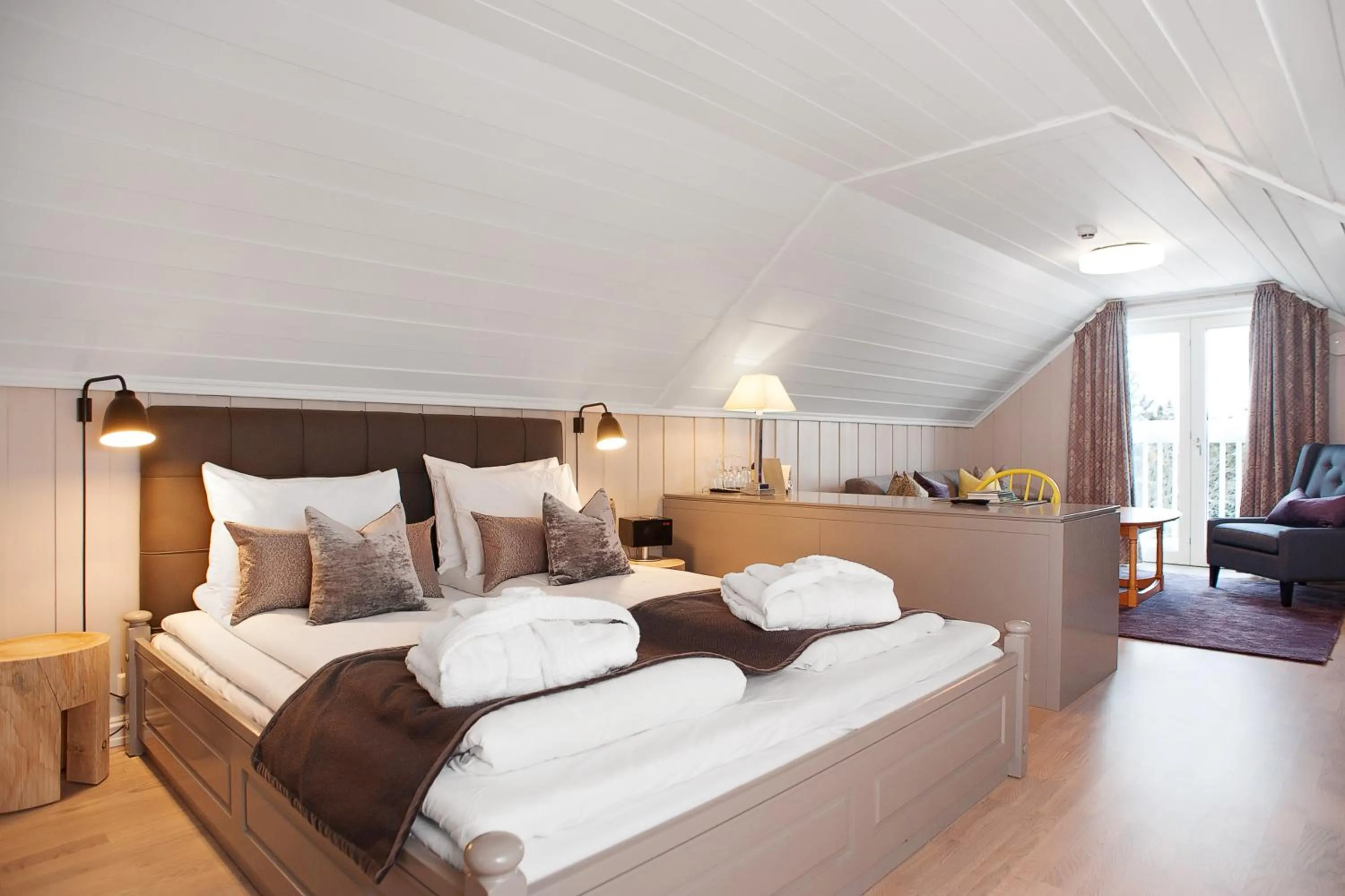 Bedroom, Bed in Lysebu Hotel